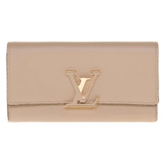 Brand New Louis Vuitton Capucines GM Wallet in beige Taurillon leather 
