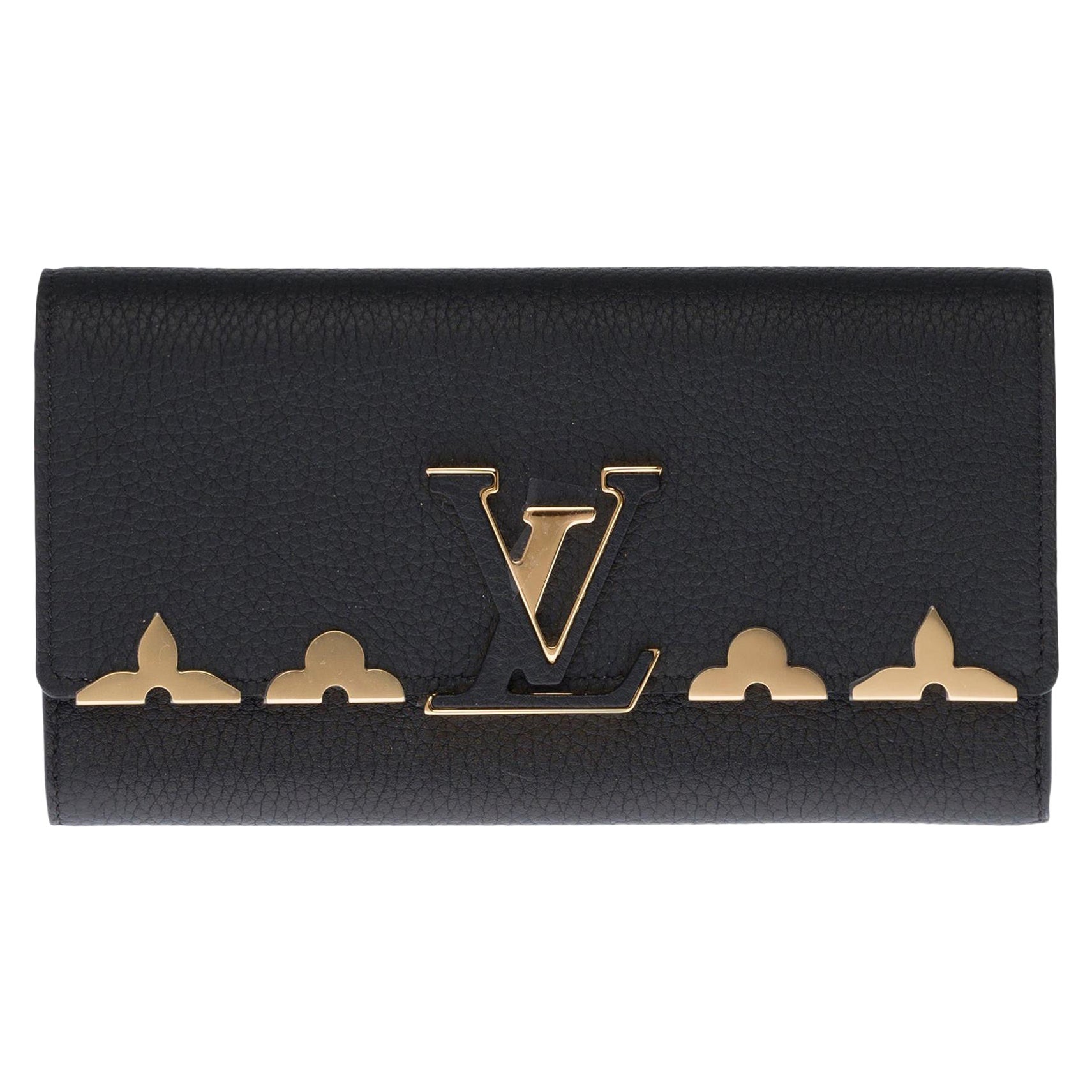 Brand New Louis Vuitton Capucines GM Wallet in black Taurillon leather