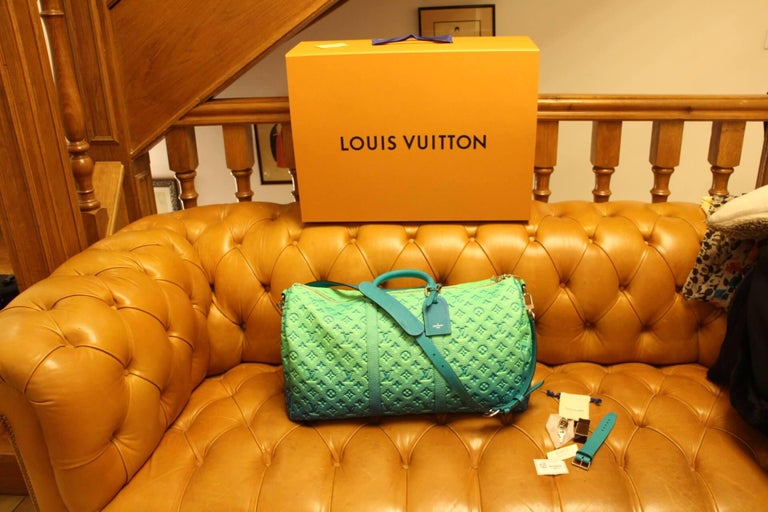 Brand New Louis Vuitton Keepall 50B Taurillon Illusion Blue/Green ,Virgil Abloh In New Condition For Sale In Saint-ouen, FR