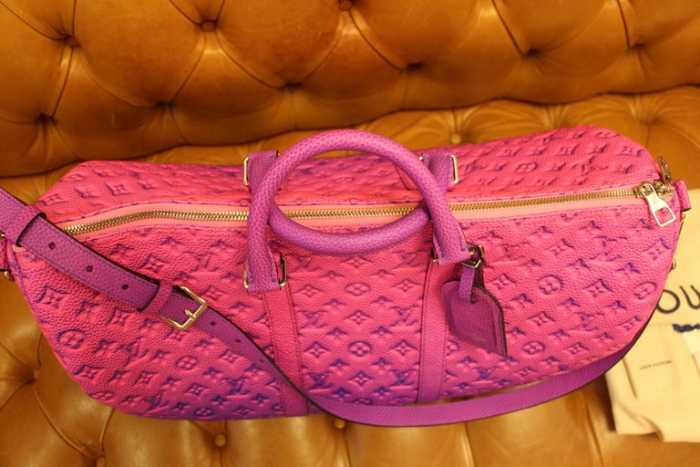 LOUIS VUITTON Taurillon Illusion Keepall Bandouliere 50 M59713 LV Auth  40998a Pink Purple Cloth ref.899974 - Joli Closet