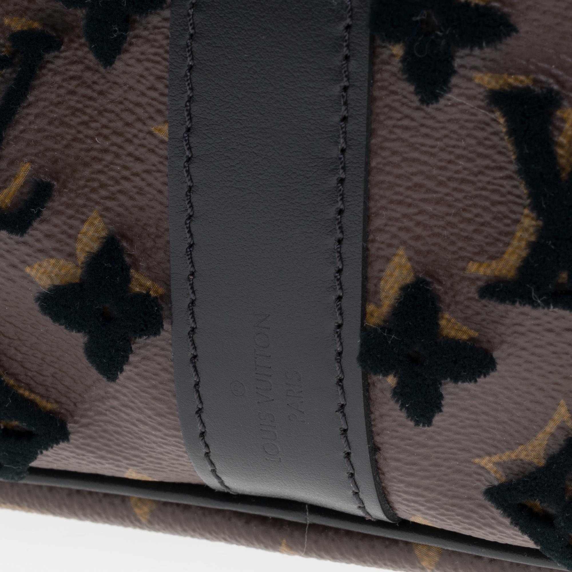BRAND NEW Louis Vuitton Keepall Bandouliere Triangle 50 in brown canvas ! 6