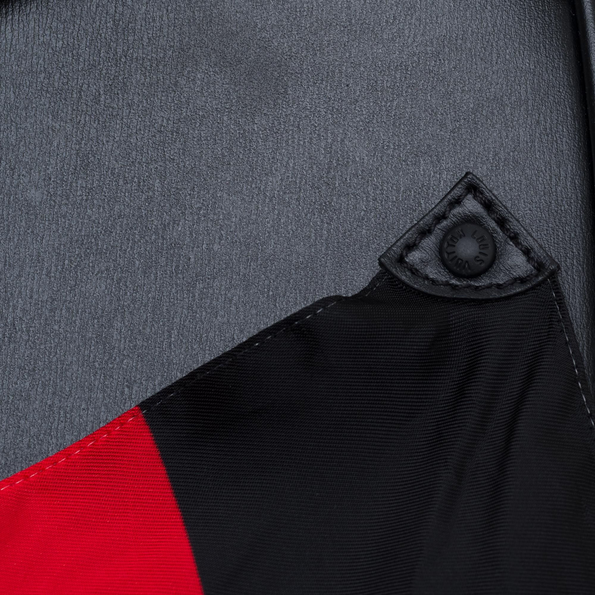 BRAND NEW Louis Vuitton Keepall Strap Flagship 50 in black calfskin ! 9