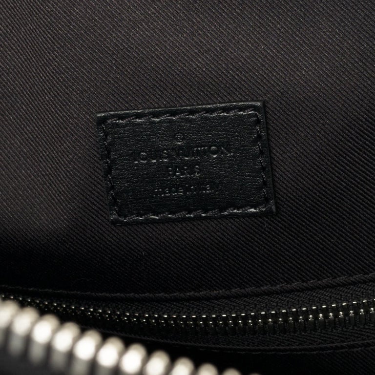 BRAND NEW Louis Vuitton Keepall Strap Flagship 50 in black calfskin ...