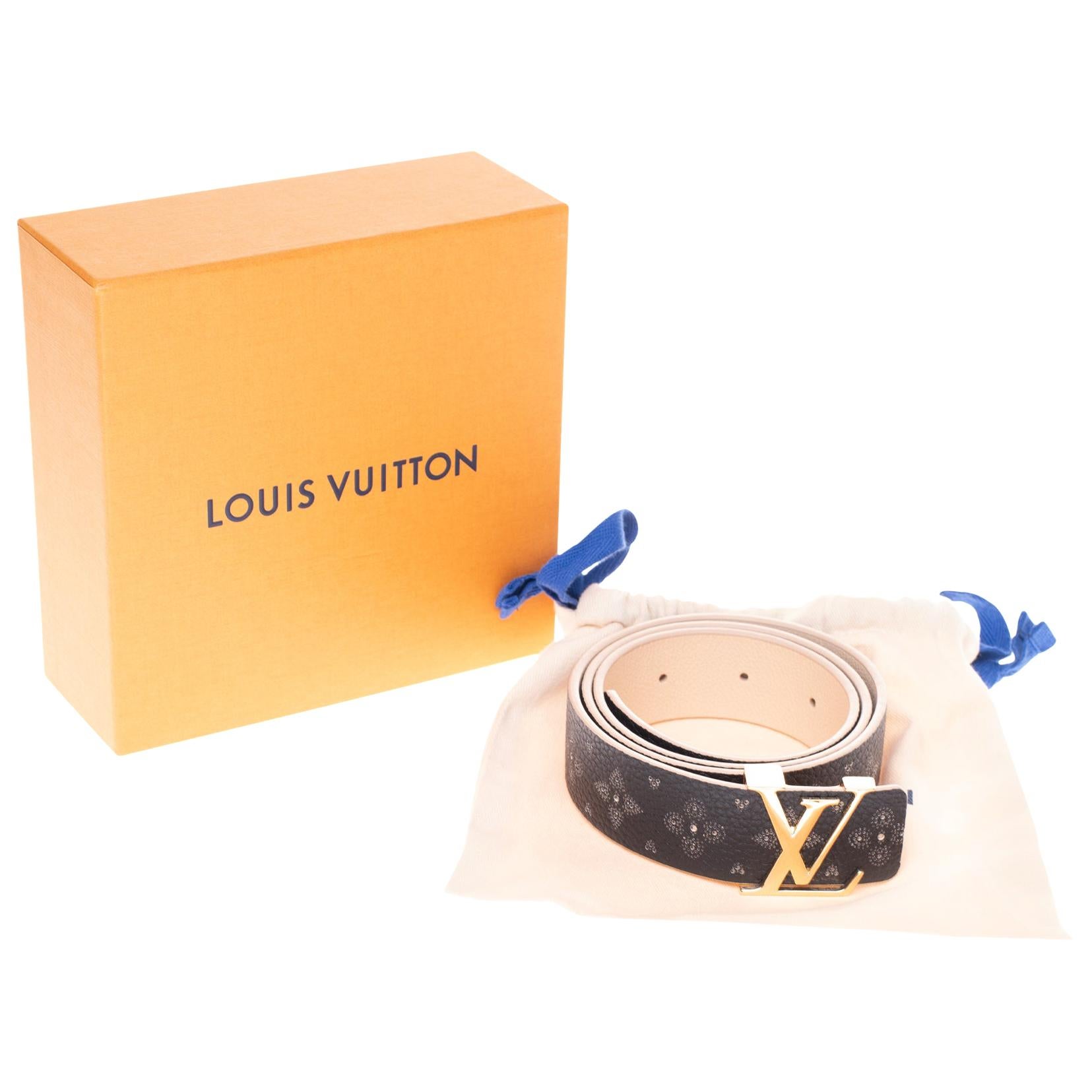 Brand new Louis Vuitton limited edition belt for woman in black taurillon 85cm
