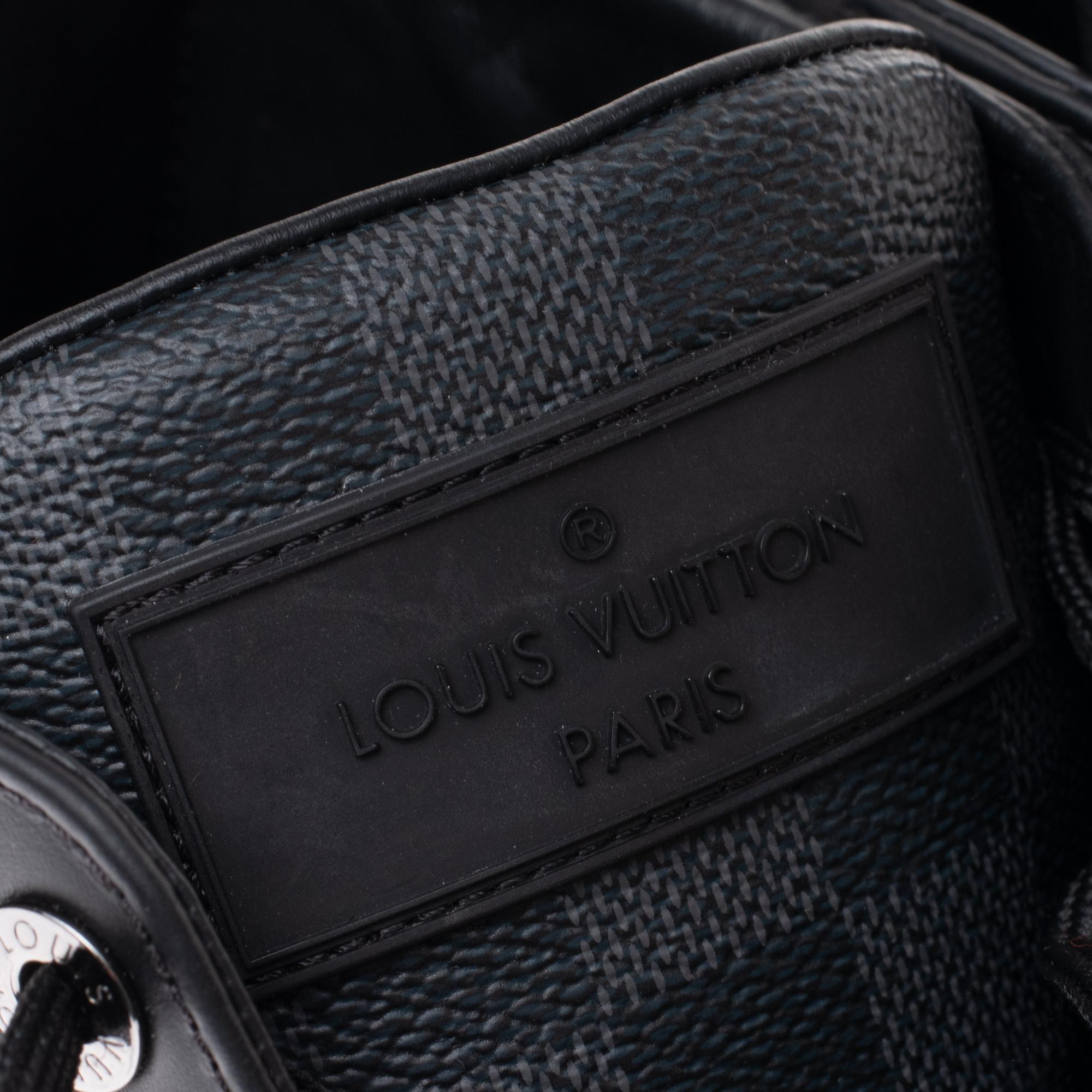 BRAND NEW Louis Vuitton 
