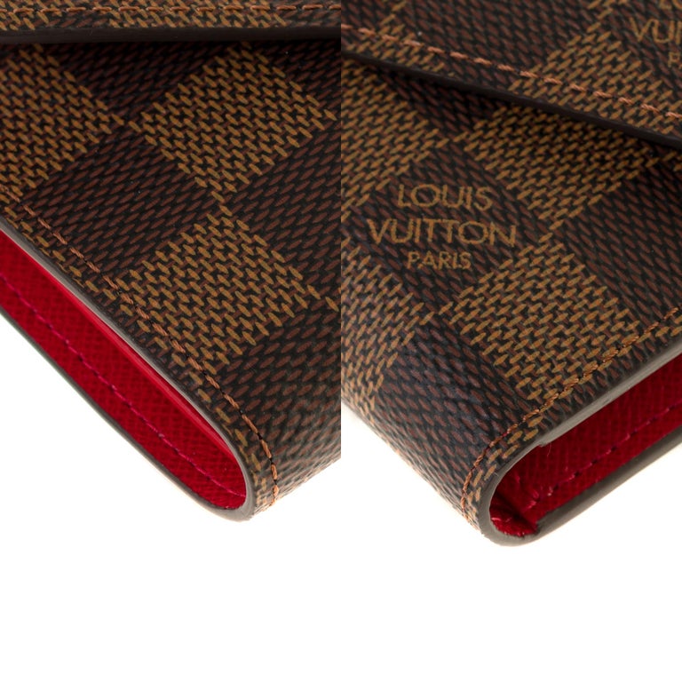 Brand New Louis Vuitton Victorine Wallet in brown damier canvas 4