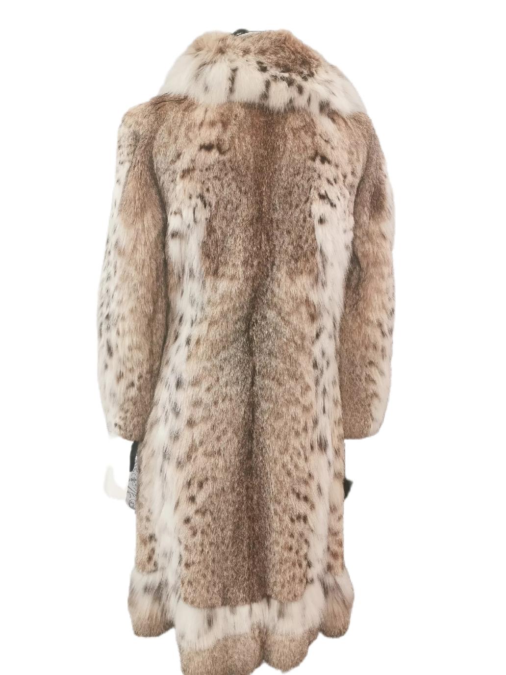 Brown Brand new Vintage lynx fur coat size 4-6 For Sale