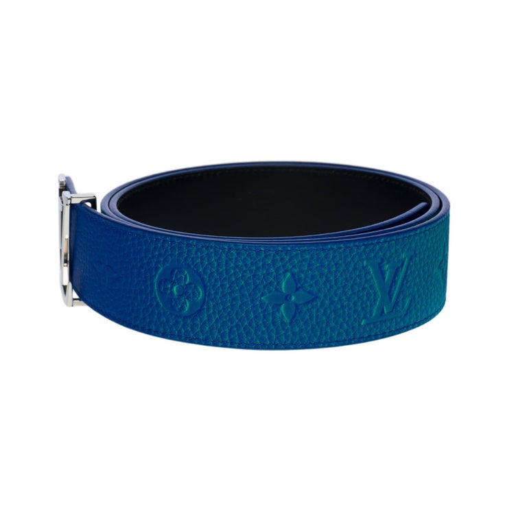 Brand new/Men Fashion Shows/LV reversible belt in blue and green monogram  leather For Sale at 1stDibs