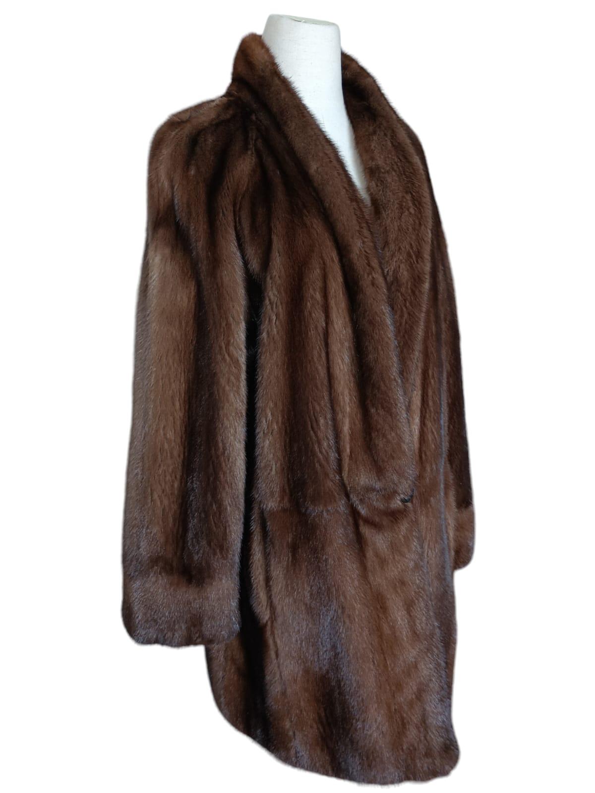 Nuovo Cappotto in pelliccia di visone reversibile taglia 10 (M) in vendita 14