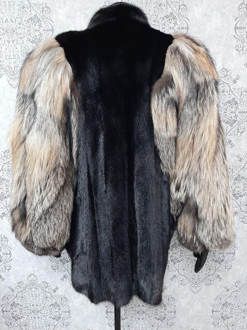 Black Brand new mink fur coat with fox fur sleeves size 20 XL  For Sale