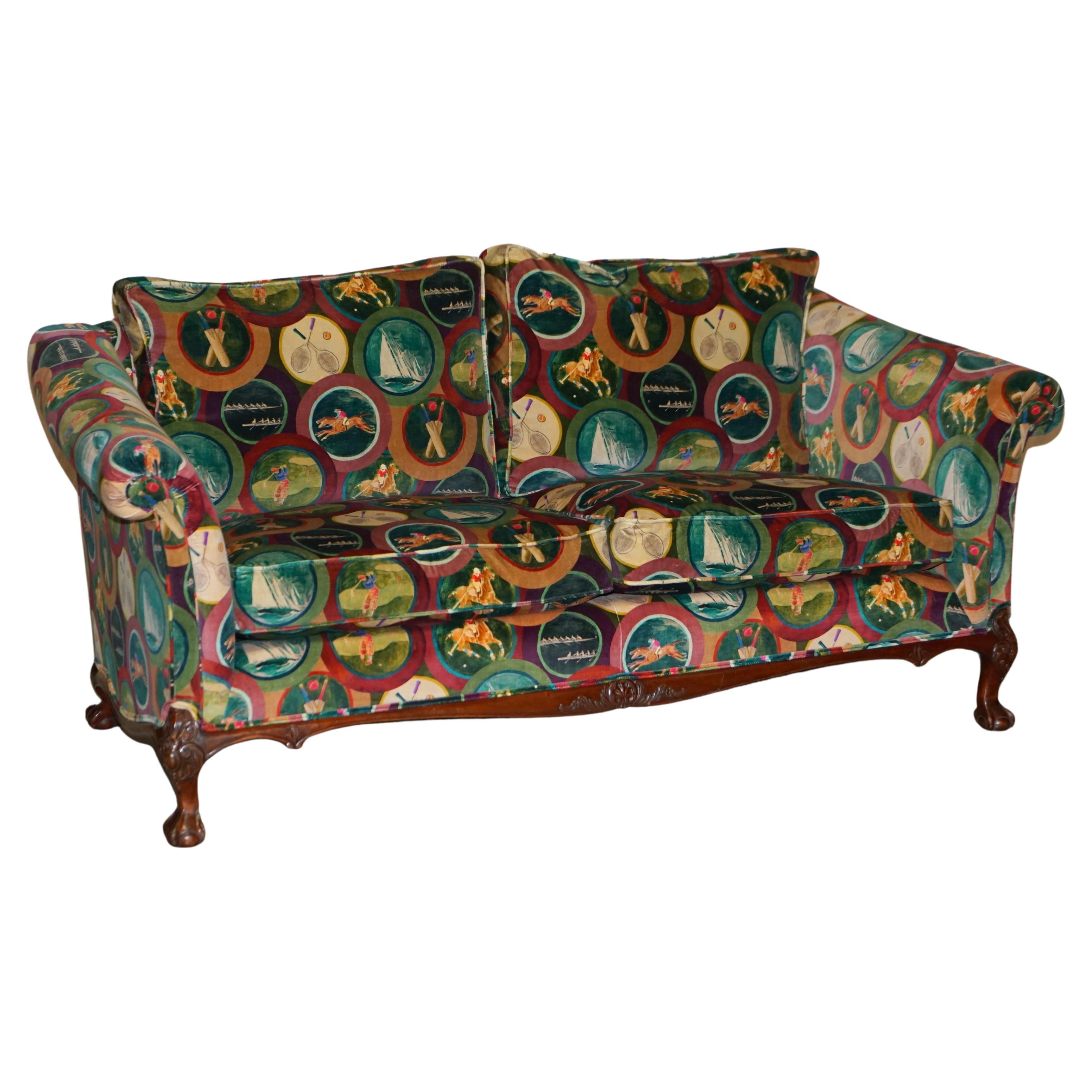 Brandneues Sofa mit Klauen- und Kugelfüßen aus Mulberry-Seide und Samt im Howard-Stil