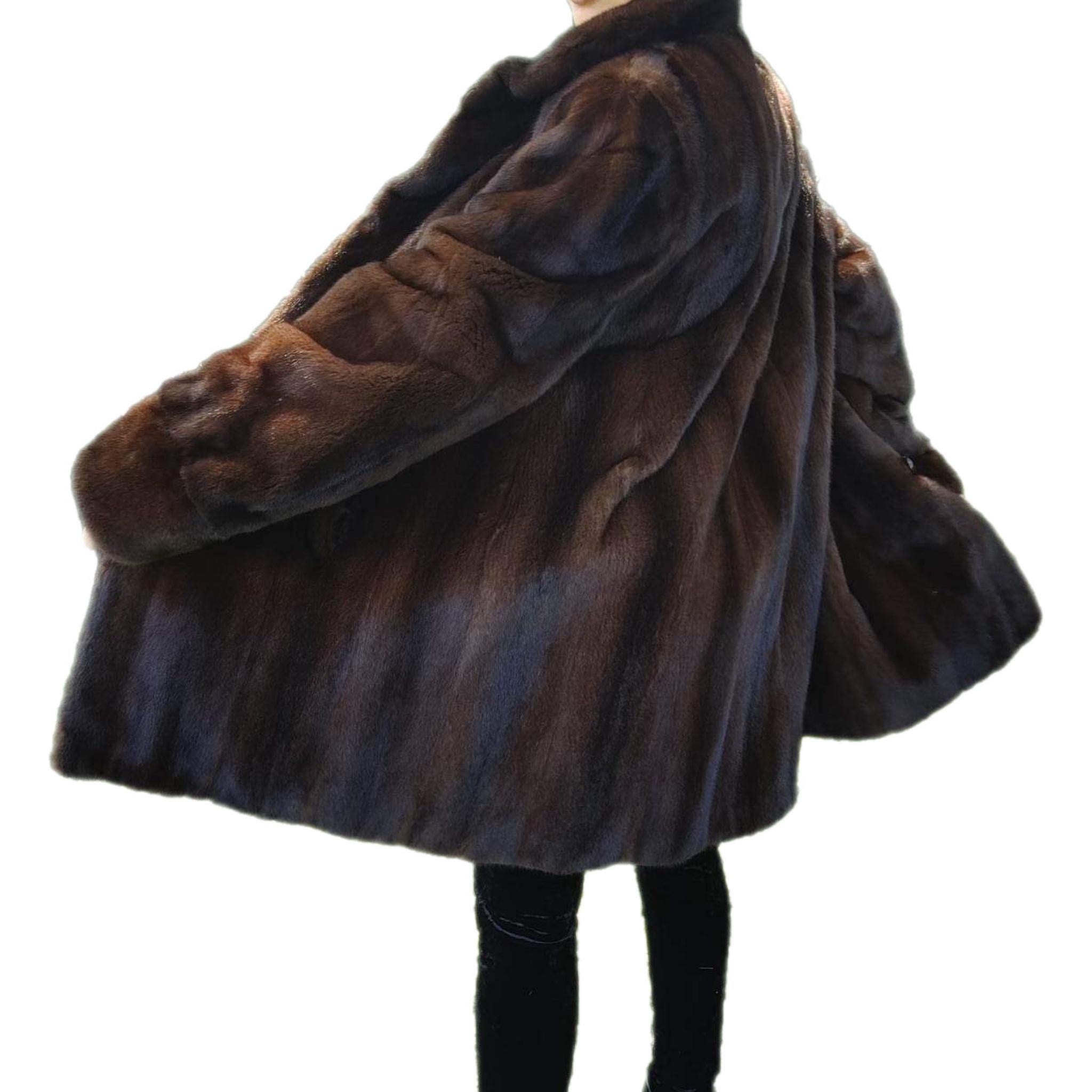 Brand New sheared Mink Fur Coat reversible size 10 (M) For Sale 8