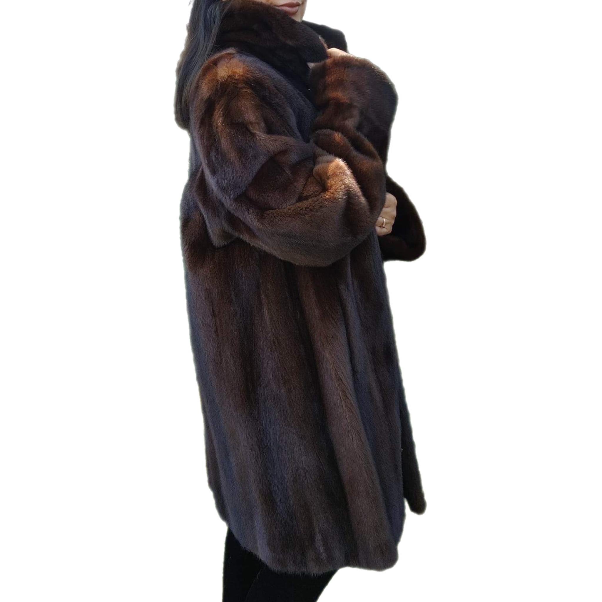 Brand New sheared Mink Fur Coat reversible size 10 (M) For Sale 5