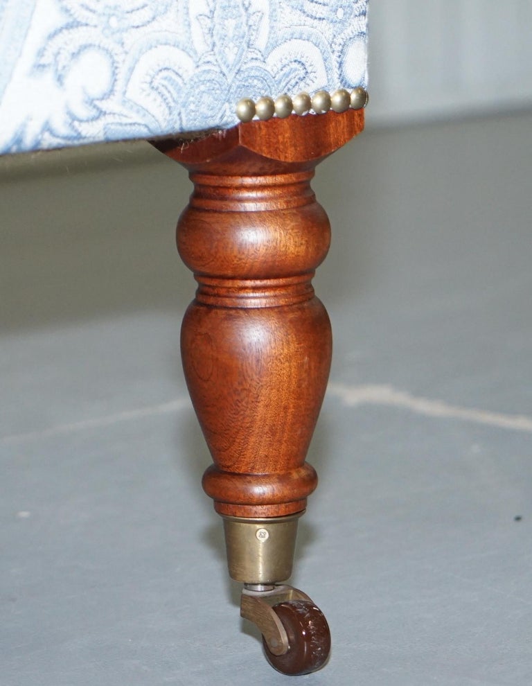 Brand New Ralph Lauren Footstool Chesterfield Buttoned Porcelain Wheel