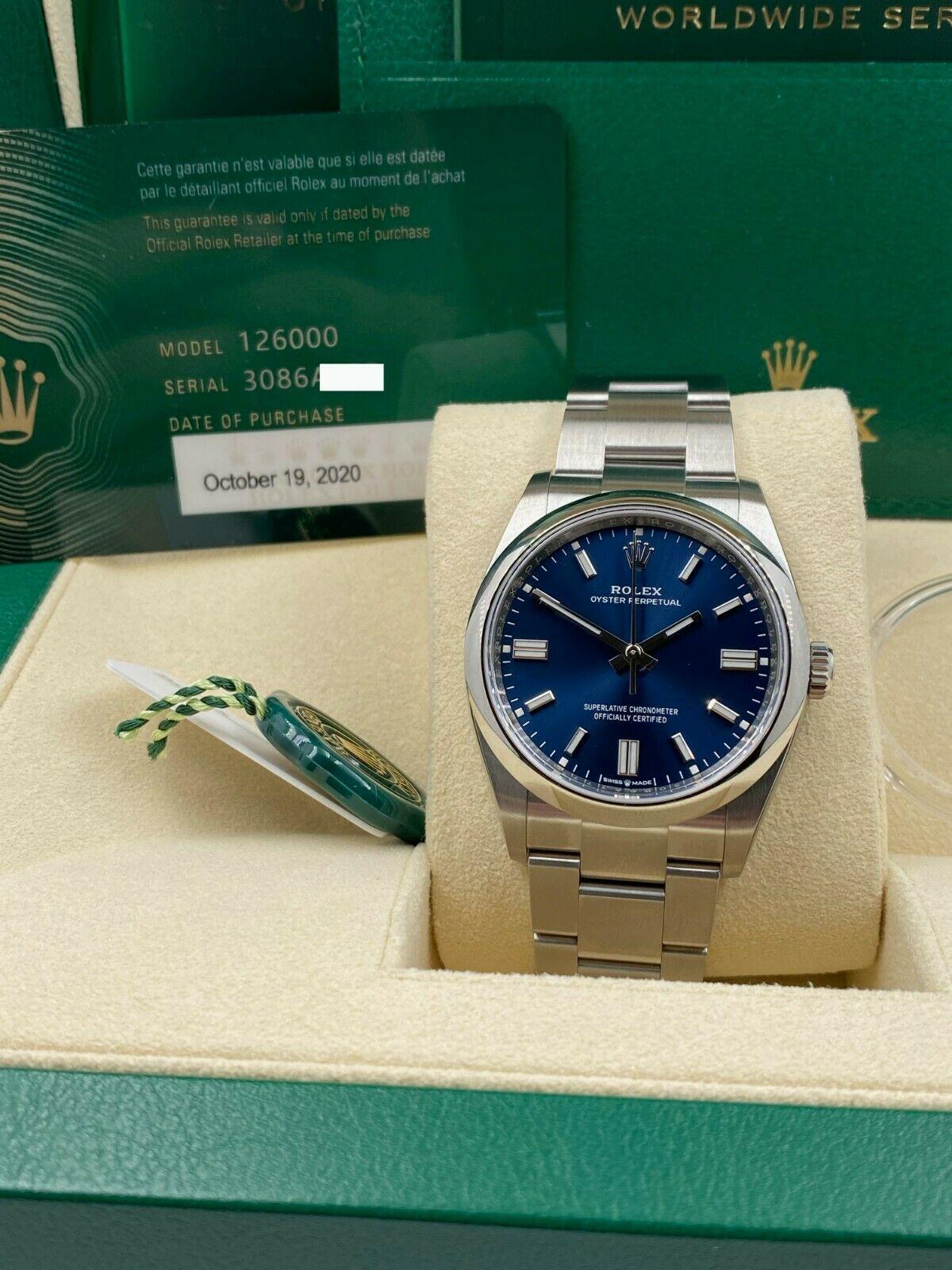 Edelstahl-Kastenpapier 2020, Oyster Perpetual Blue Zifferblatt, 126000 im Zustand „Hervorragend“ in San Diego, CA