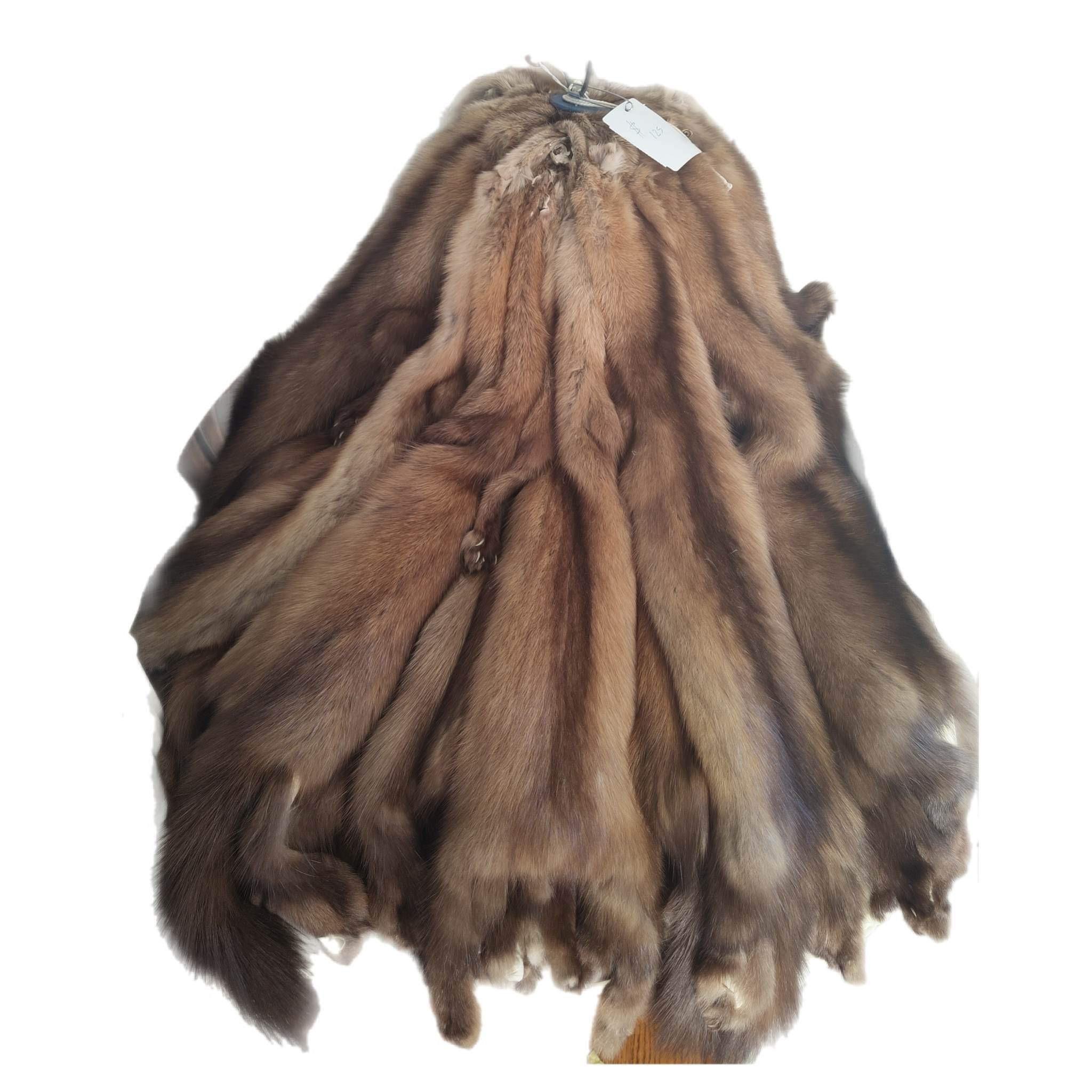 Couverture en fourrure de zibeline russe neuve (taille reine 90