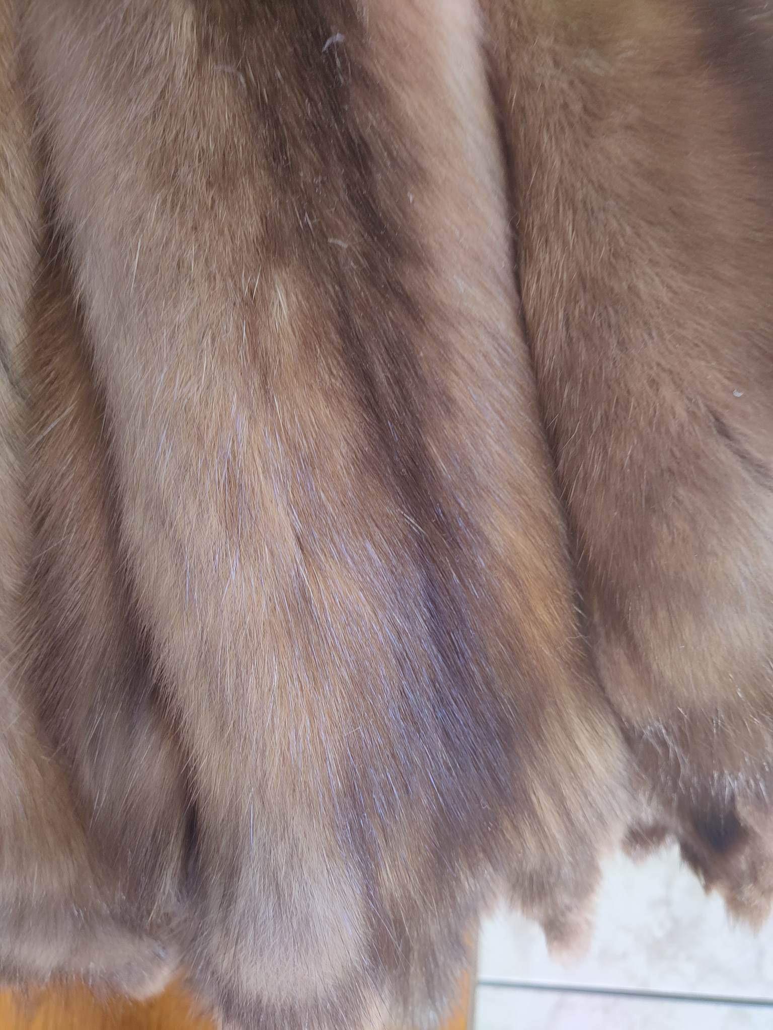 Manteau russe neuf en fourrure de sable taille M en vente 1
