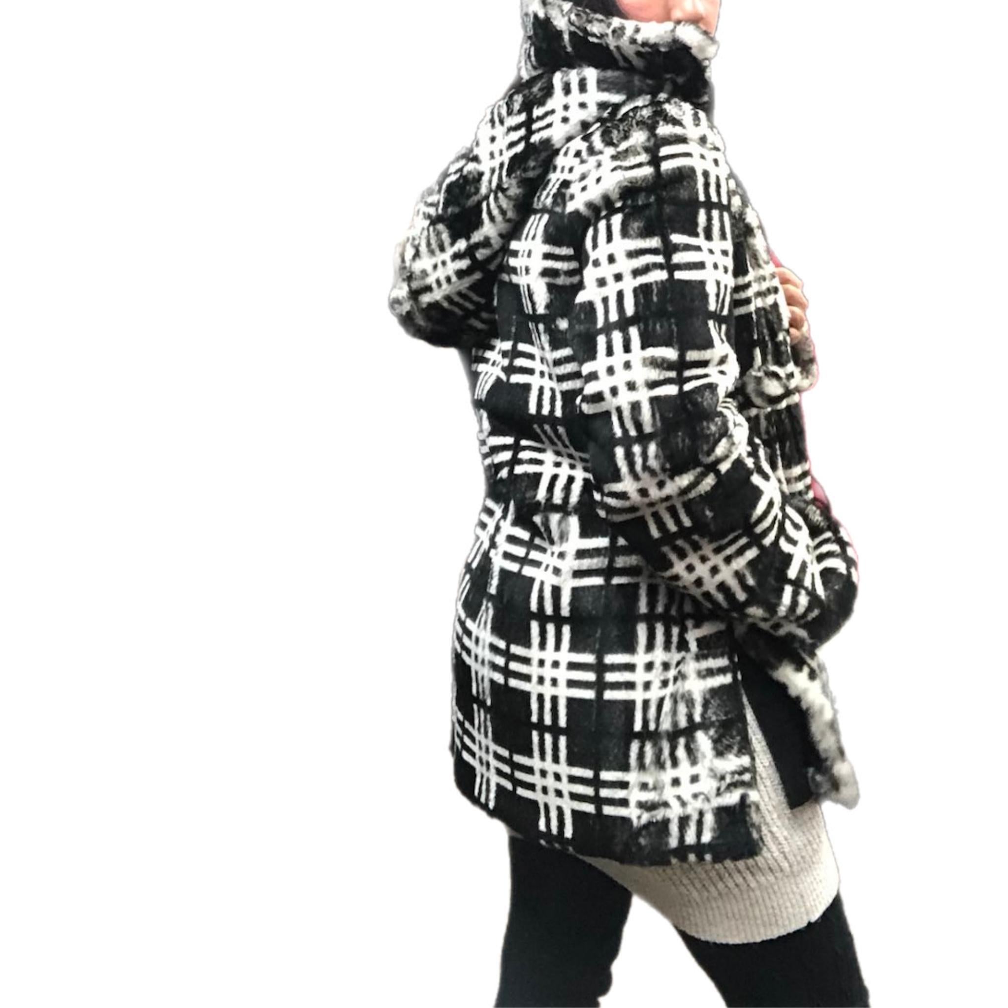 Brand New Manteau de fourrure de vison tondus réversible taille 10 (M) en vente 3