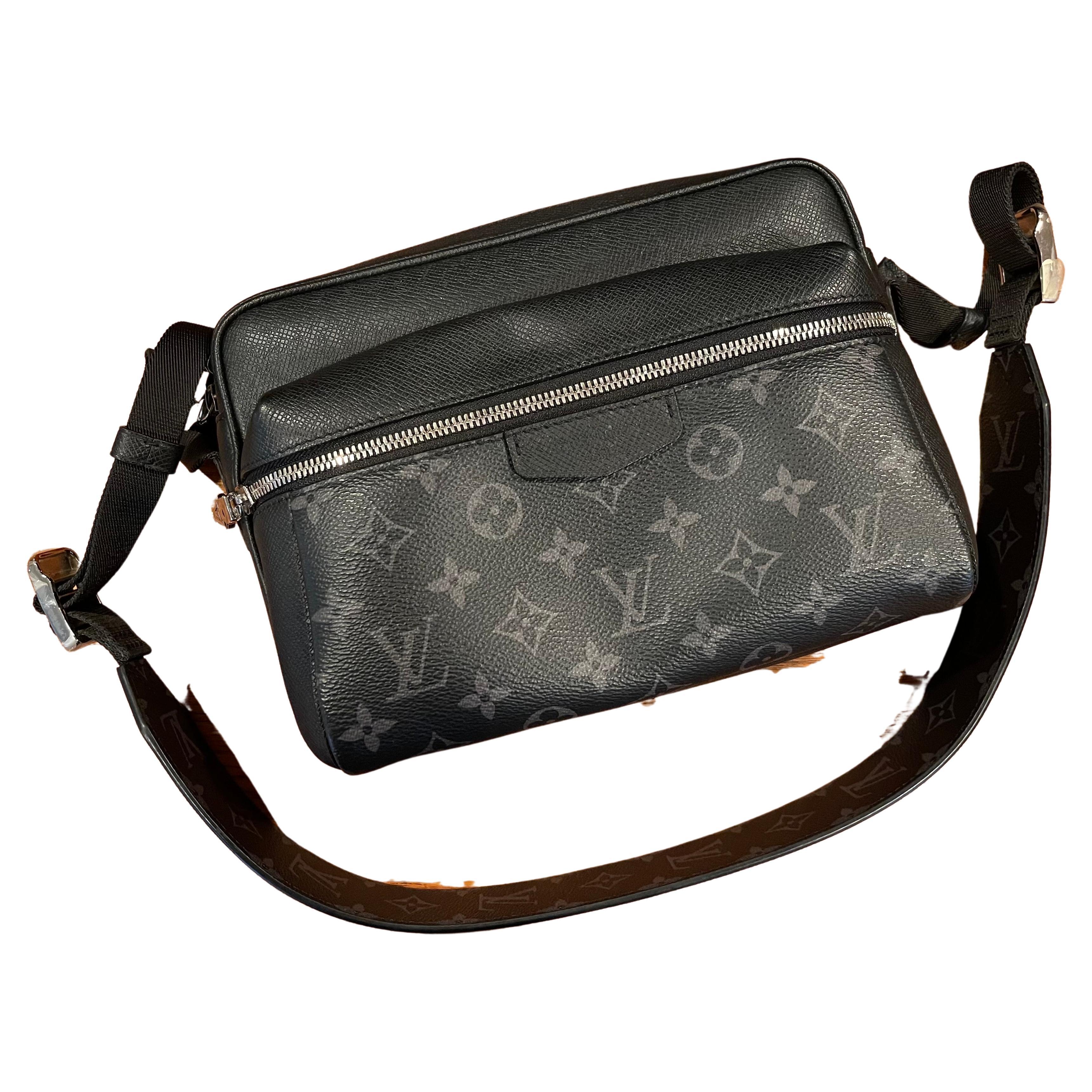 Louis Vuitton Outdoor Flap Messenger Bag Eclipse W/Certificate Of
