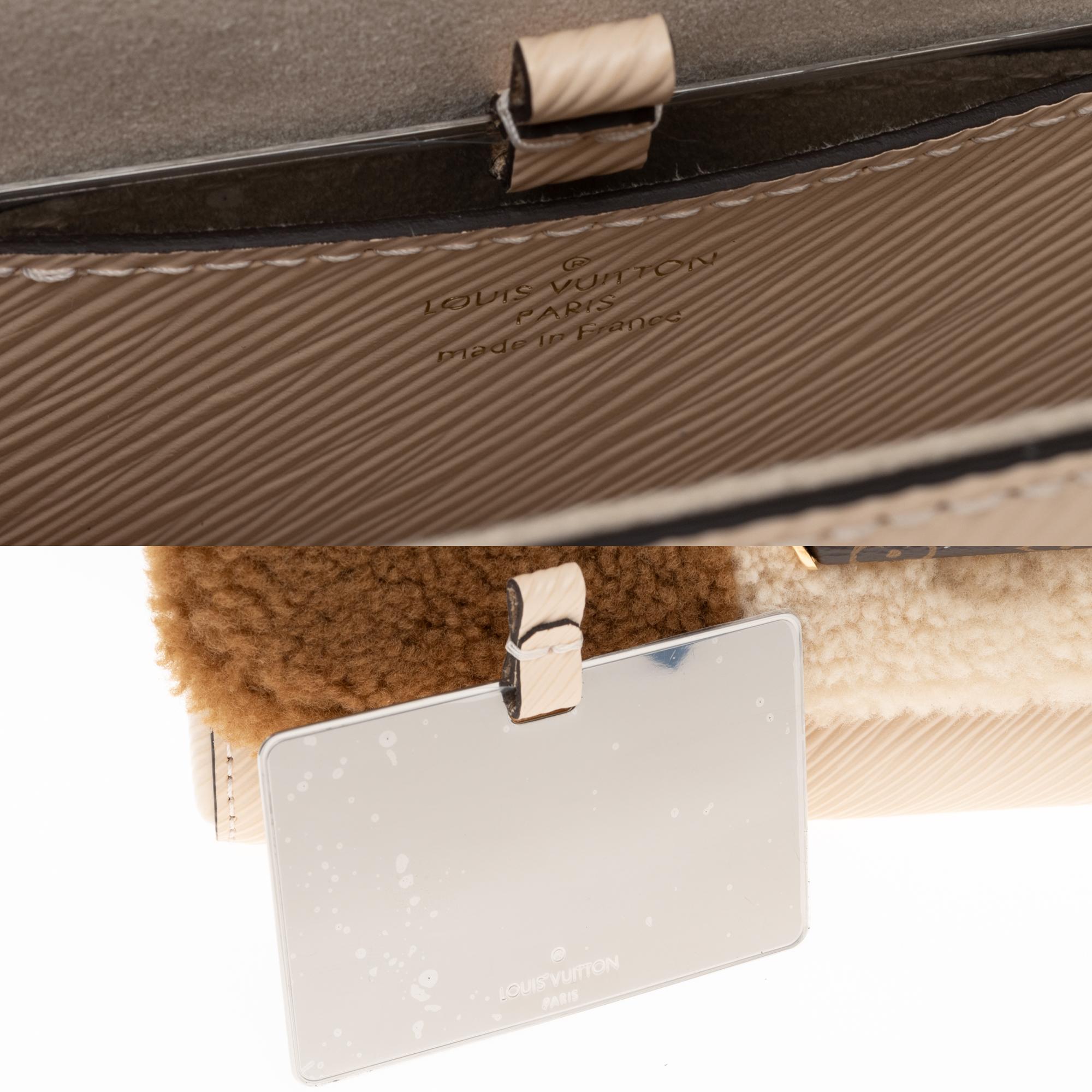 BRAND NEW ultra Limited Edition Louis Vuitton Twist Teddy Fleece MM handbag 4