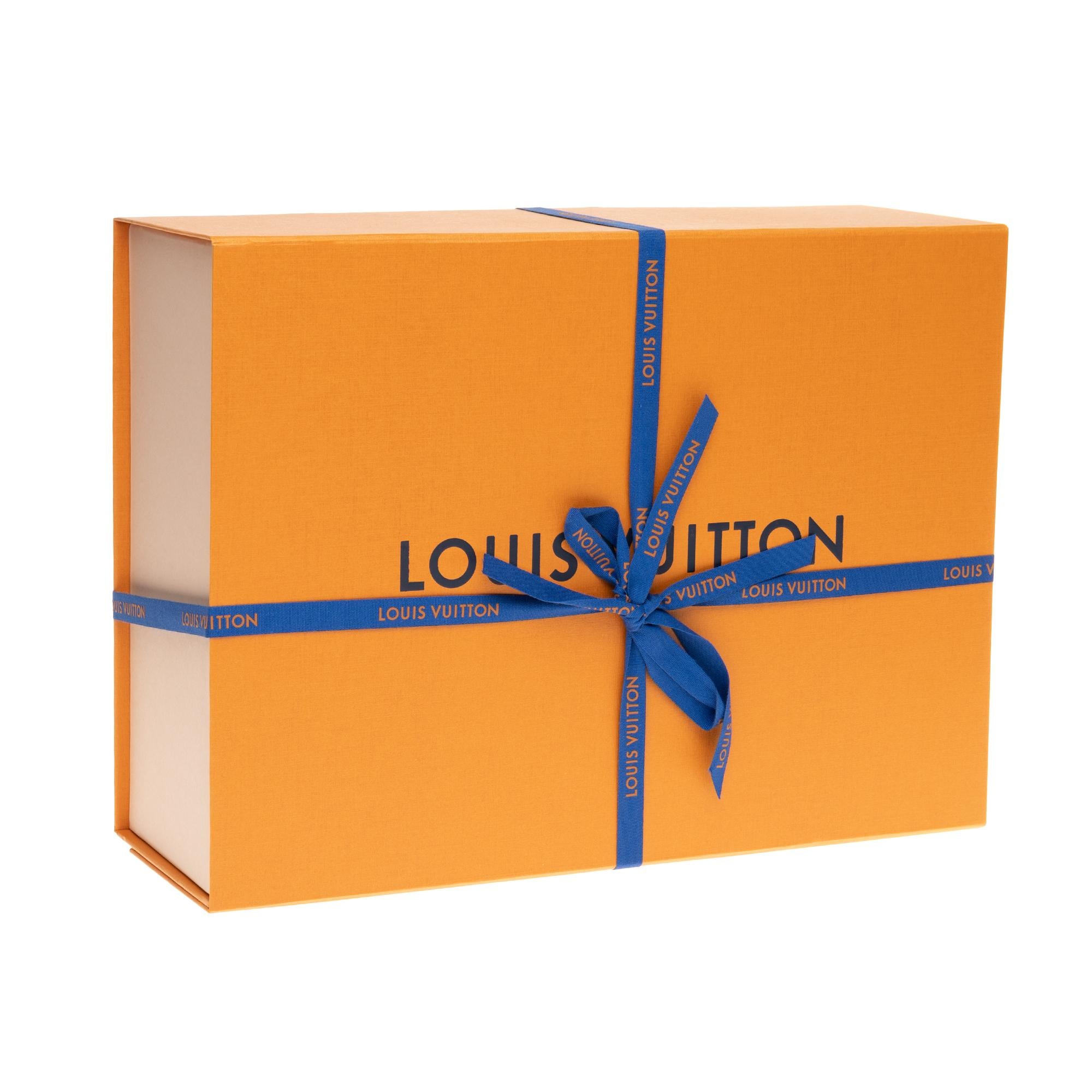 BRAND NEW ultra Limited Edition Louis Vuitton Twist Teddy Fleece MM handbag 5