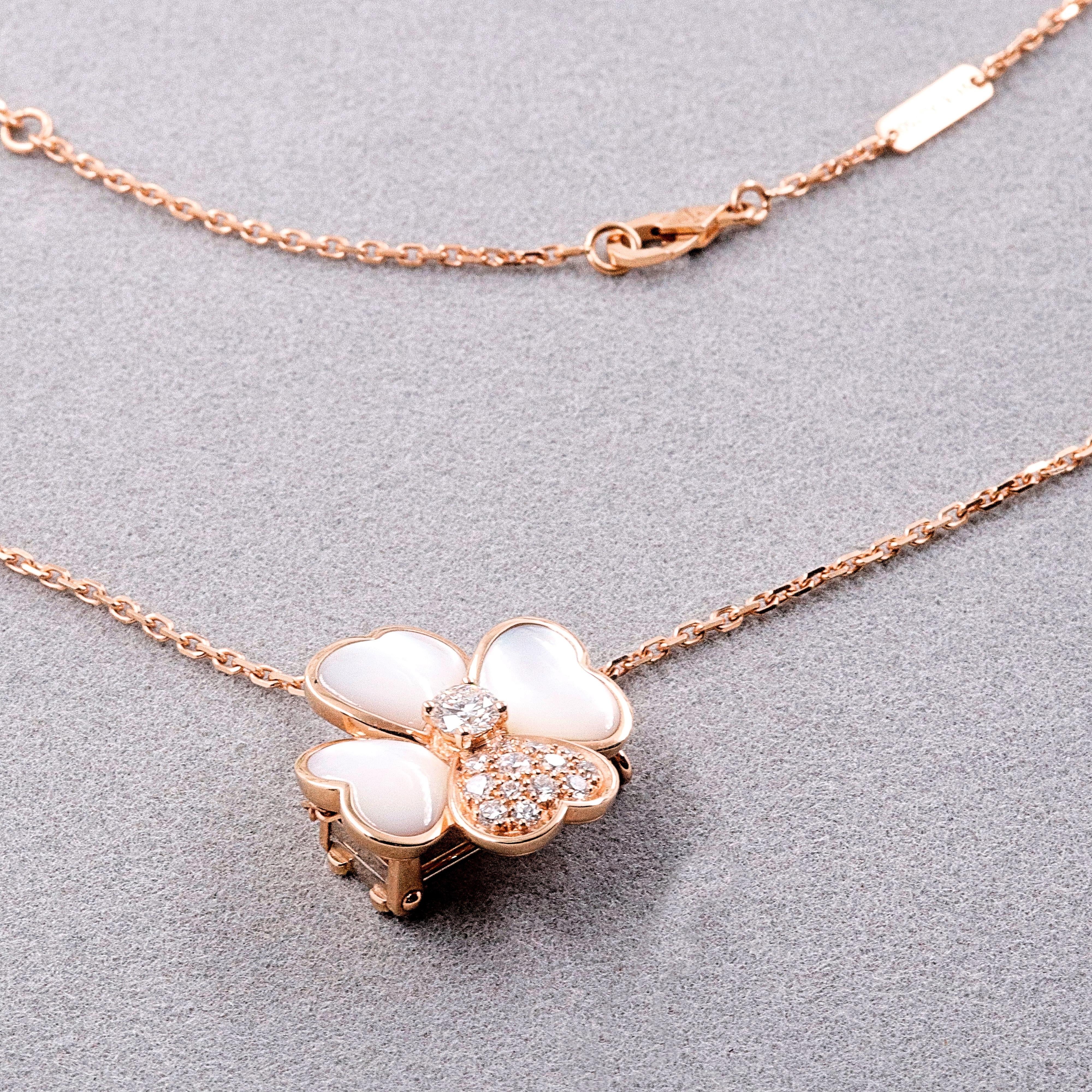 Van Cleef & Arpels Cosmos Pendant Rose Gold Mother of Pearl Diamonds 1
