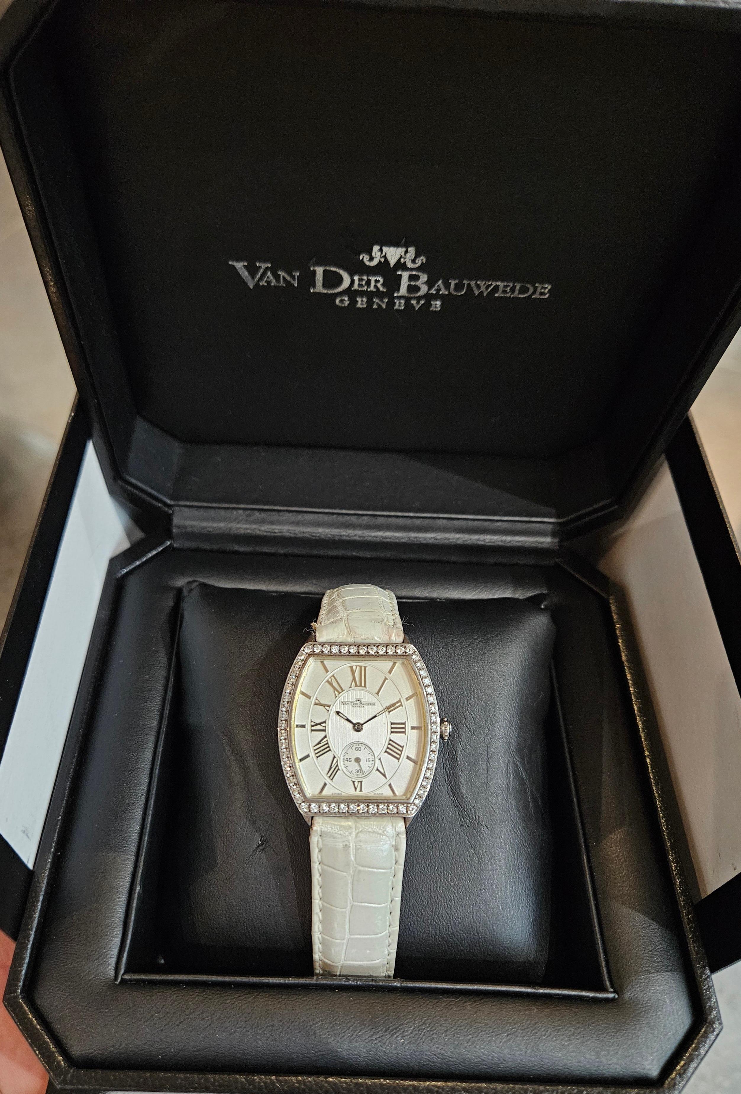 Brand New Van De Bauwede Legend in Silver Set With Diamonds Full Set For Sale 7