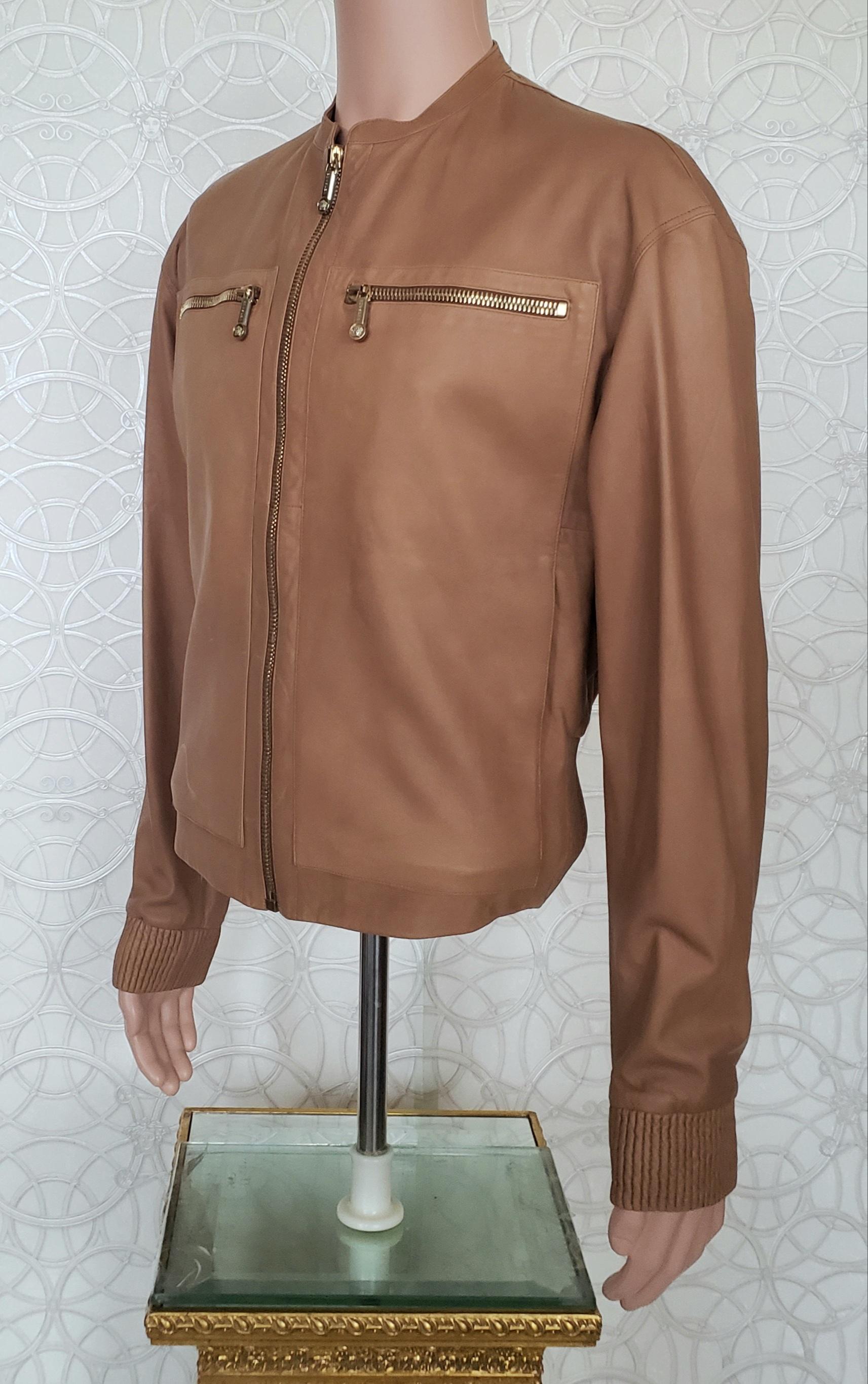 BRAND New VERSACE BEIGE LAMB LEATHER BOMBER JACKET 50 - 40 (M) For Sale 1