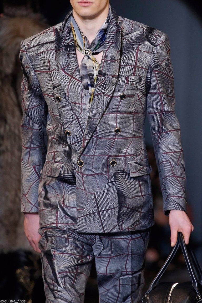BRAND NEW VERSACE DOUBLE BREASTED WINDOWPANE TAILOR MADE SUIT for MEN