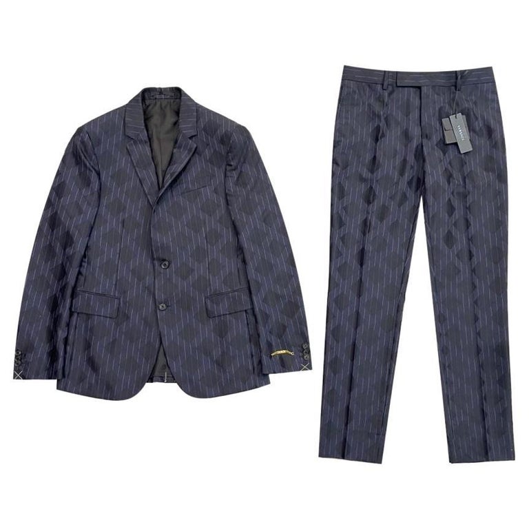 LOUIS VUITTON Rare 2019 Coddington Catagram monogram silk pajama