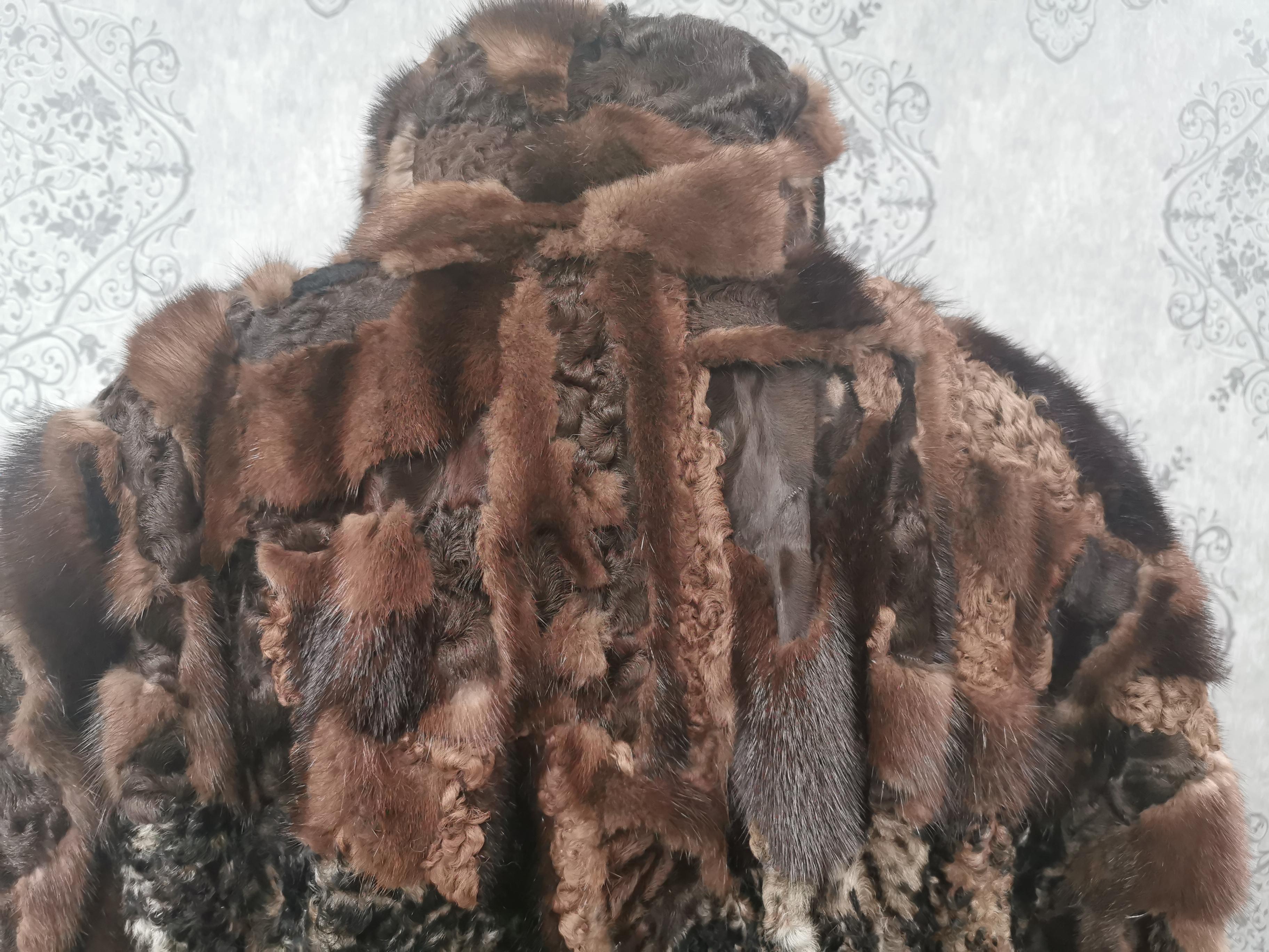 Brand new Vintage Gianfranco Ferre Fur Coat with Lamb andMink Fur Trim (16/L) For Sale 7