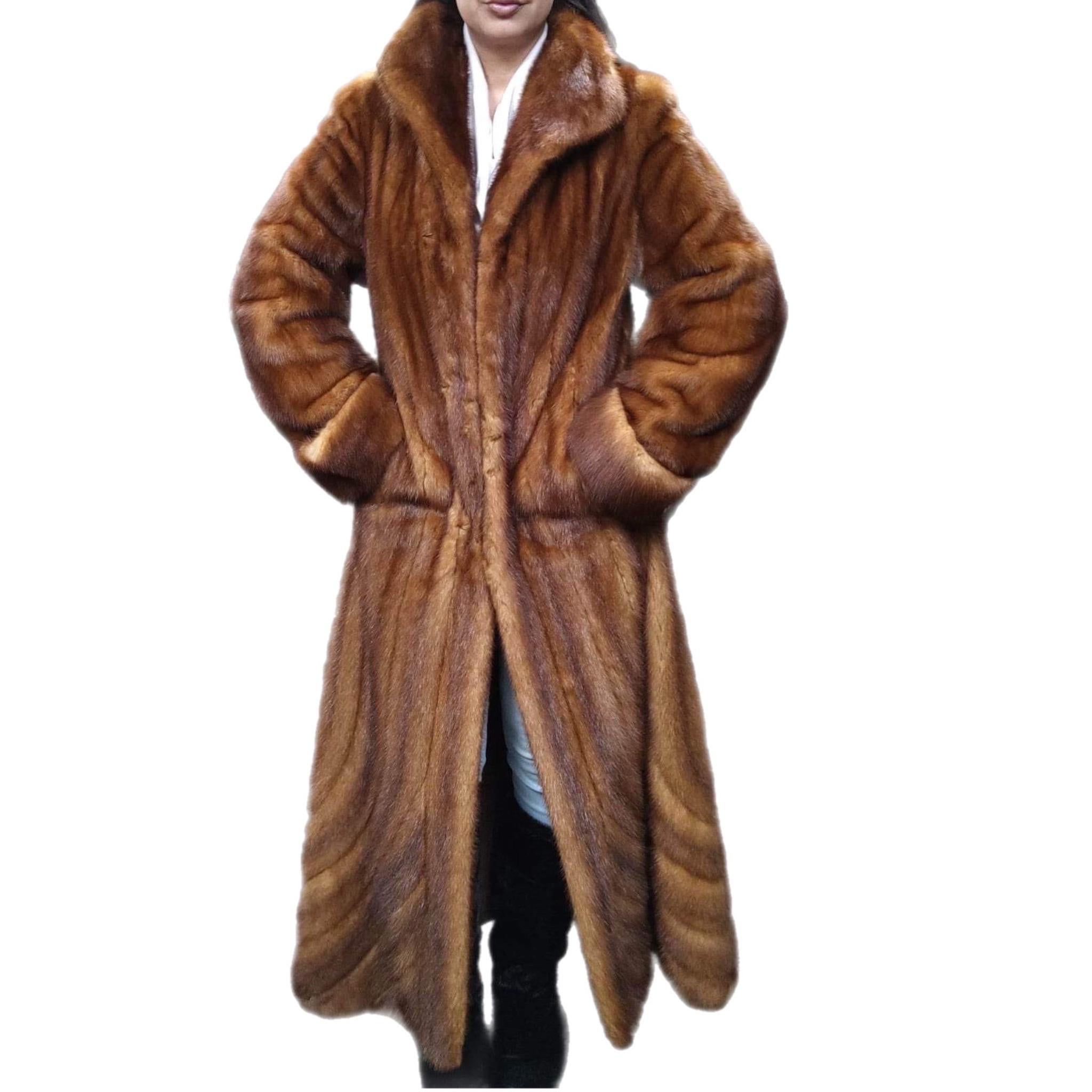 Brand New Whiskey Mink Fur Coat Women's S 6 In New Condition For Sale In Montreal, Quebec