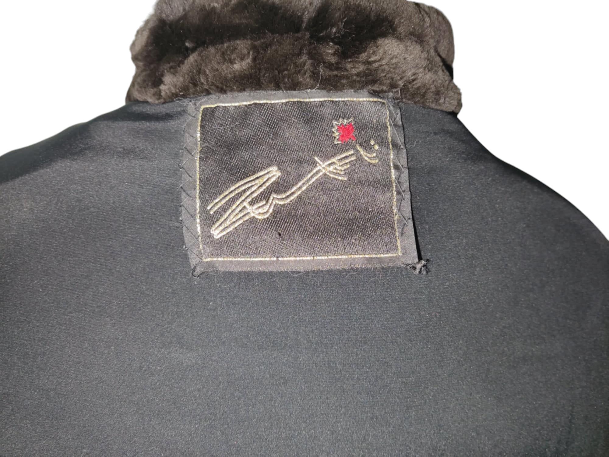 Brand New Zuki Sheared Beaver Fur Coat with Fur Trim (Size 14) For Sale 7