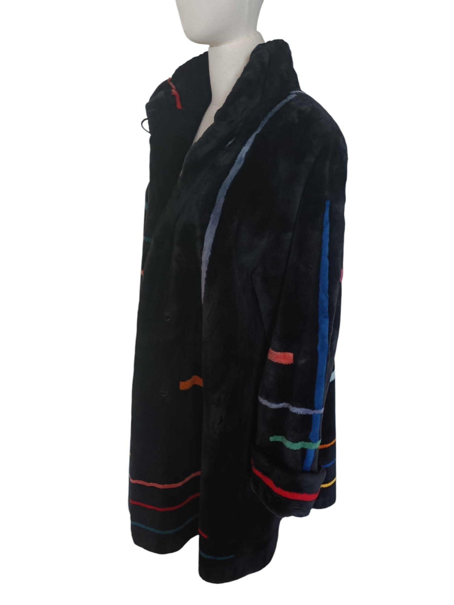 Brand New Zuki Sheared Beaver Fur Coat with Fur Trim (Size 14) For Sale 1