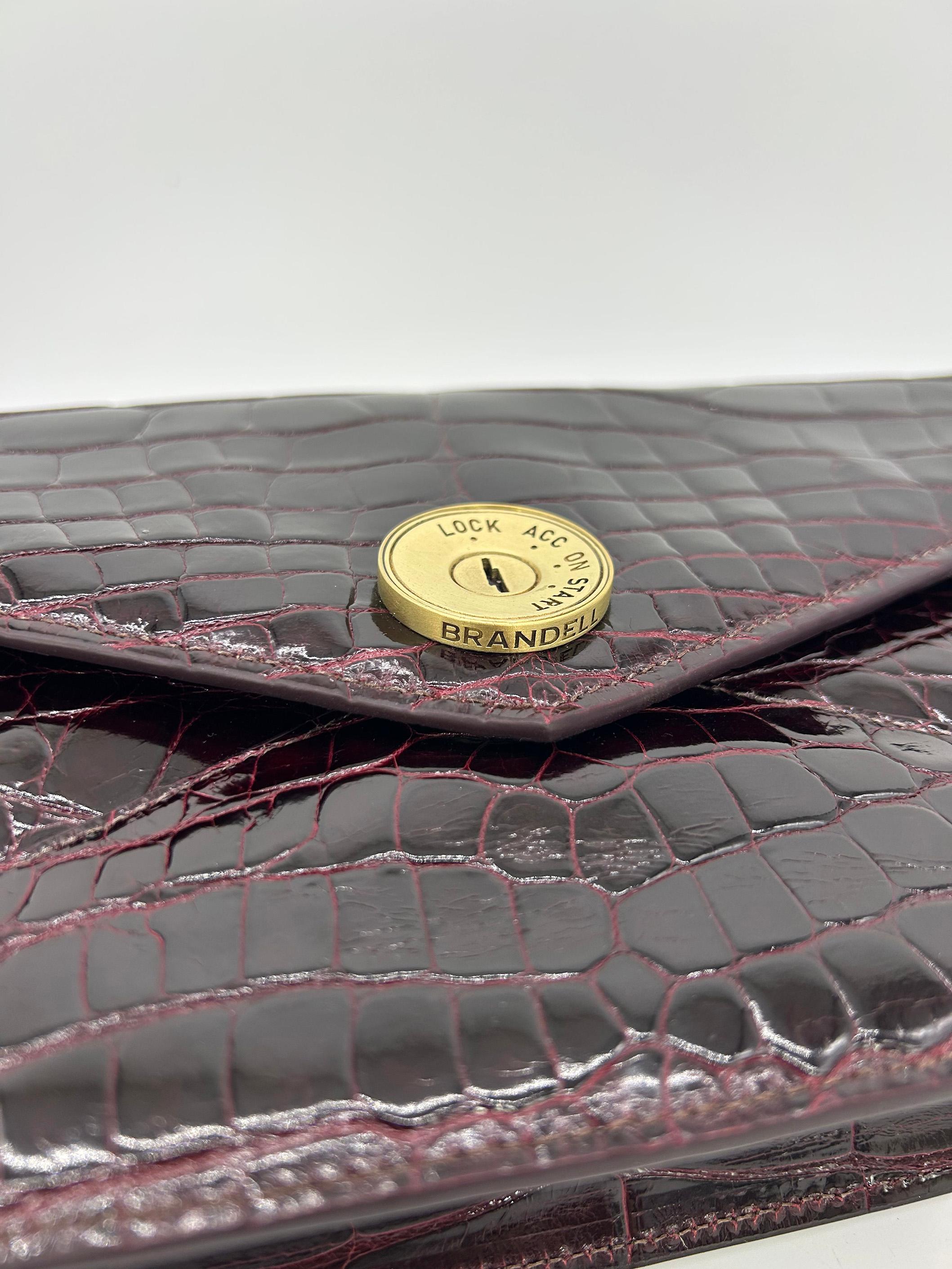 Brandell Dark Ruby Red Alligator Uptown Envelope Clutch im Angebot 2