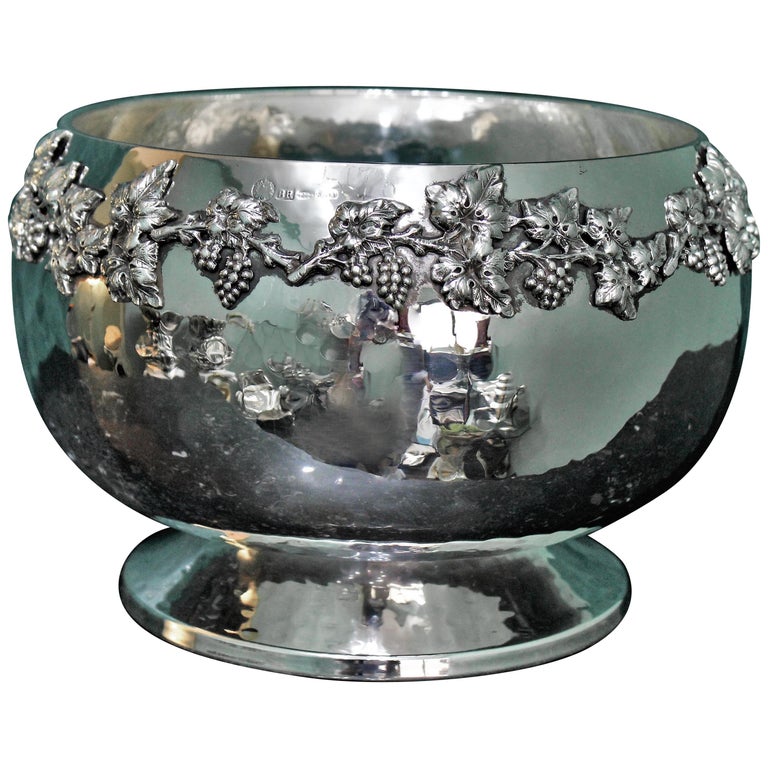 Brandimarte 20th Century Modern Silver Hammered Bowl, 1970s For Sale at