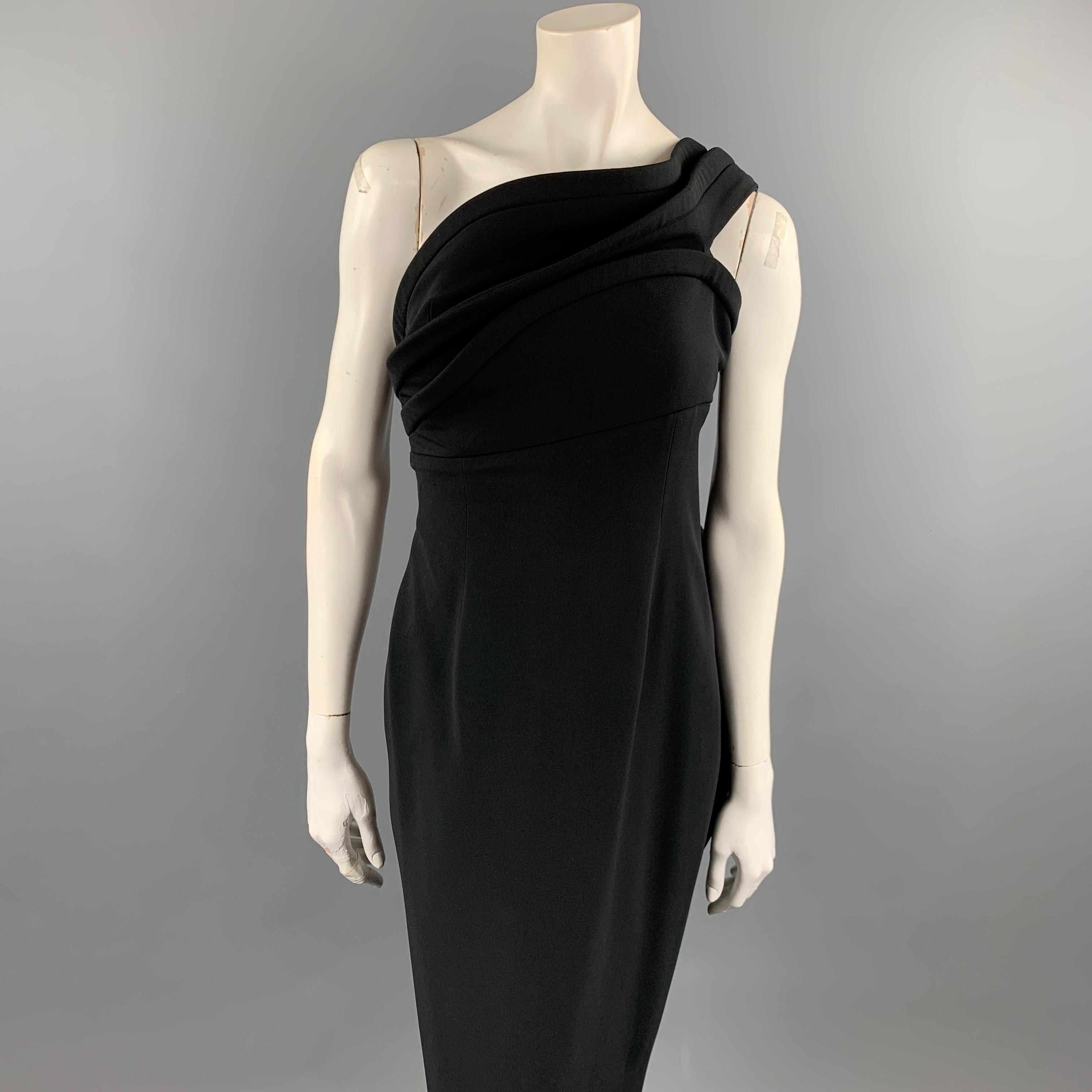 BRANDON MAXWELL gown comes in a black viscose blend featuring a column style, ruffle details, one shoulder, ad a side zipper closure. Made in USA.

Very Good Pre-Owned Condition.
Marked: 6

Measurements:

Bust: 30 in.
Waist: 28 in.
Hip: 36