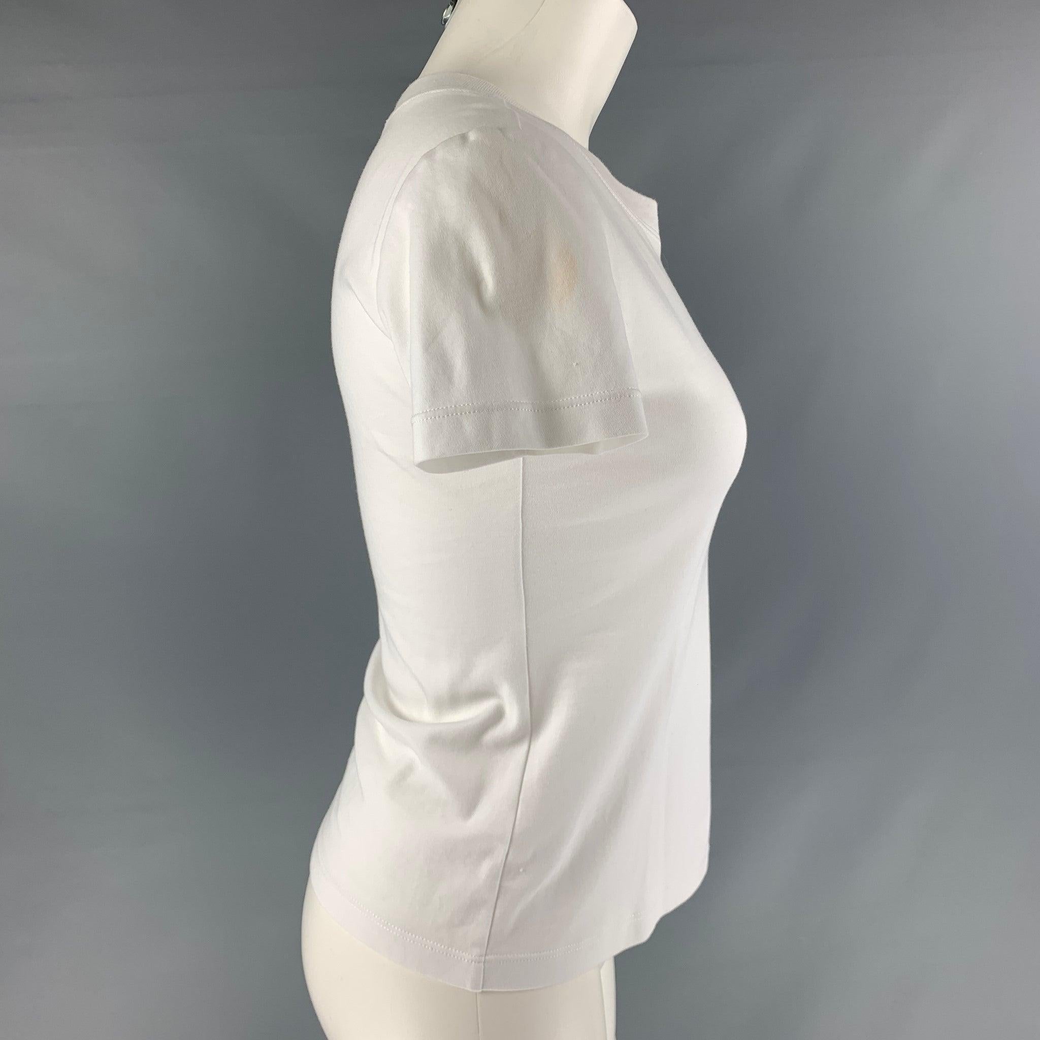 BRANDON MAXWELL T-shirt comes in a white cotton and logo embroidered. Made in NY.Very Good Pre-Owned Condition. Minor signs of being worn. 

Marked:   S 

Measurements: 
 
Shoulder: 16 inches Bust: 34 inches Sleeve: 6 inches Length: 20.5 inches 

 