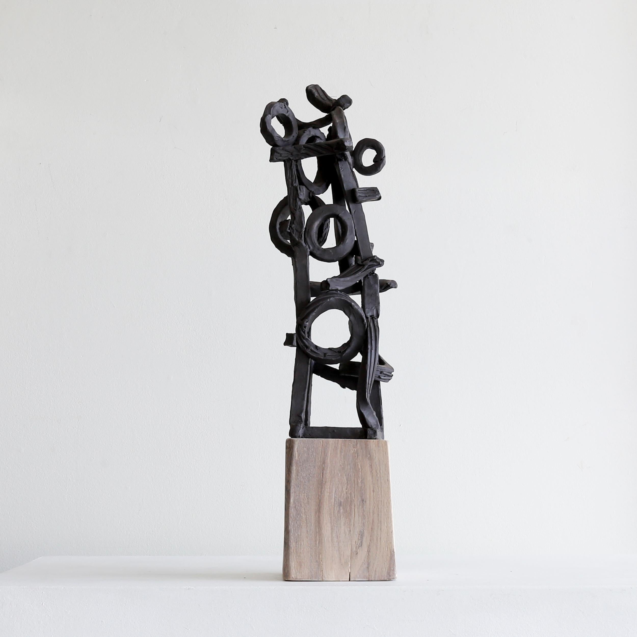 Brandon Reese Abstract Sculpture - Curly