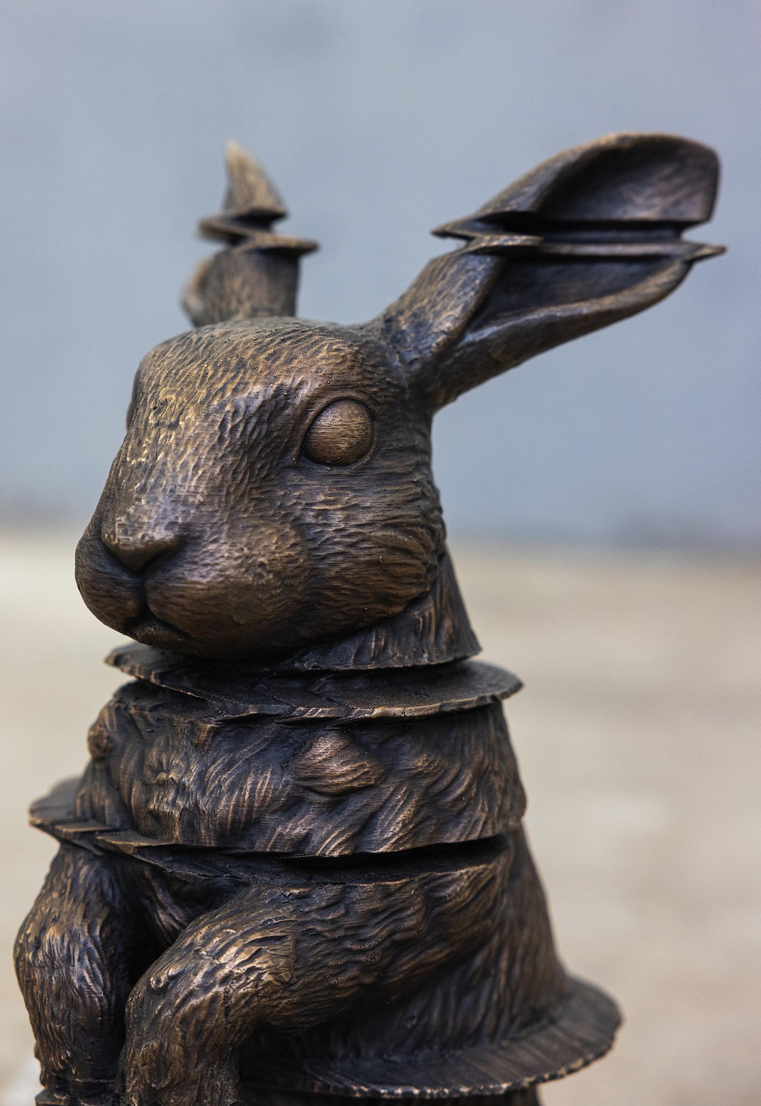 Coniglio glitch - Sculpture di Brandon Vickerd
