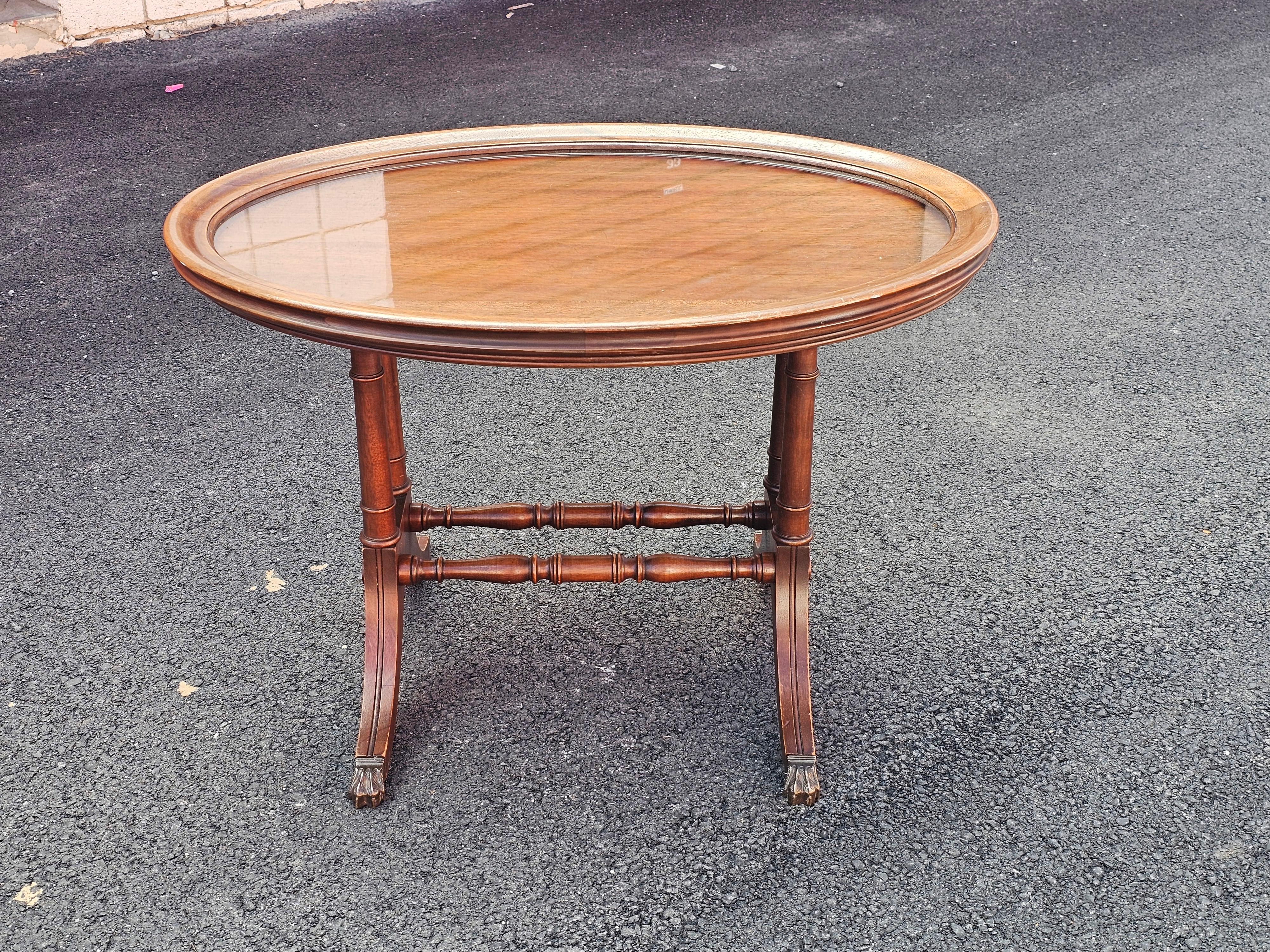 Hand-Carved Brandt Furniture Georgian Style Mahogany Oval Glass Tray Top Side Table