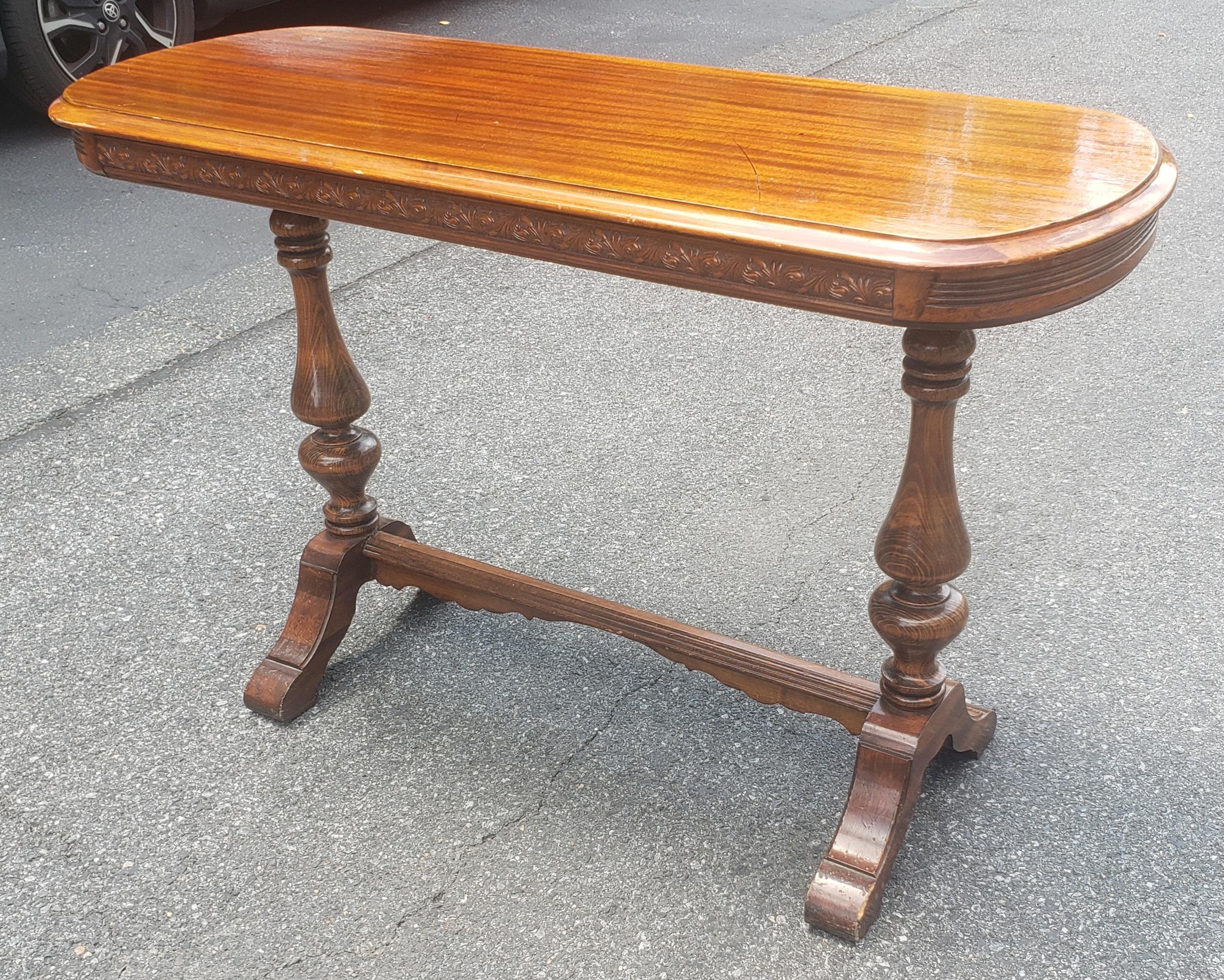 Brandt Furniture Rococo Style Mahogany Trestle Console Table, circa 1940s
Recently refinished, glossy finish. Measures 47
