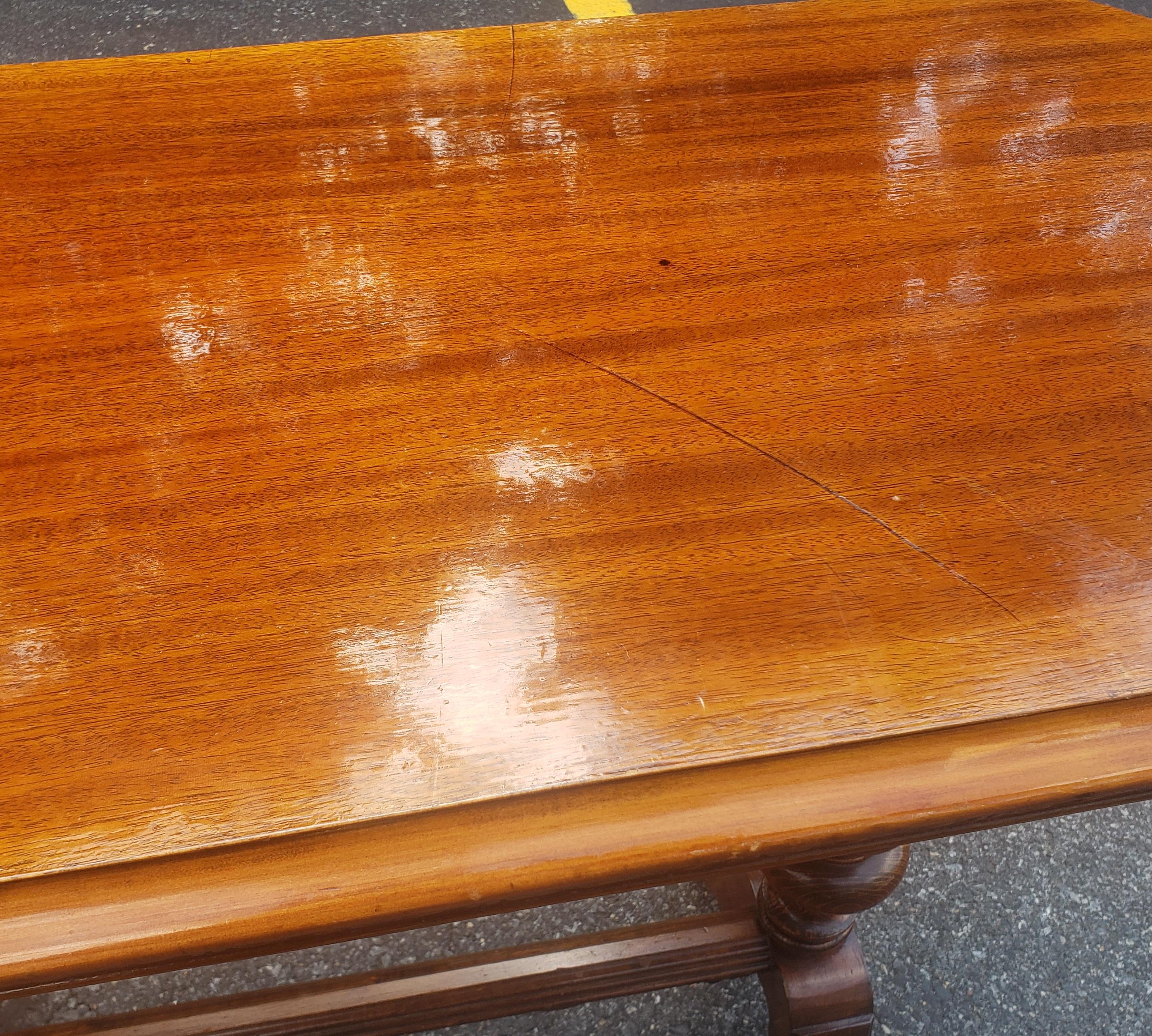 Konsolentisch aus Mahagoni im Rokoko-Stil von Brandt Furniture, ca. 1940er Jahre im Angebot 2