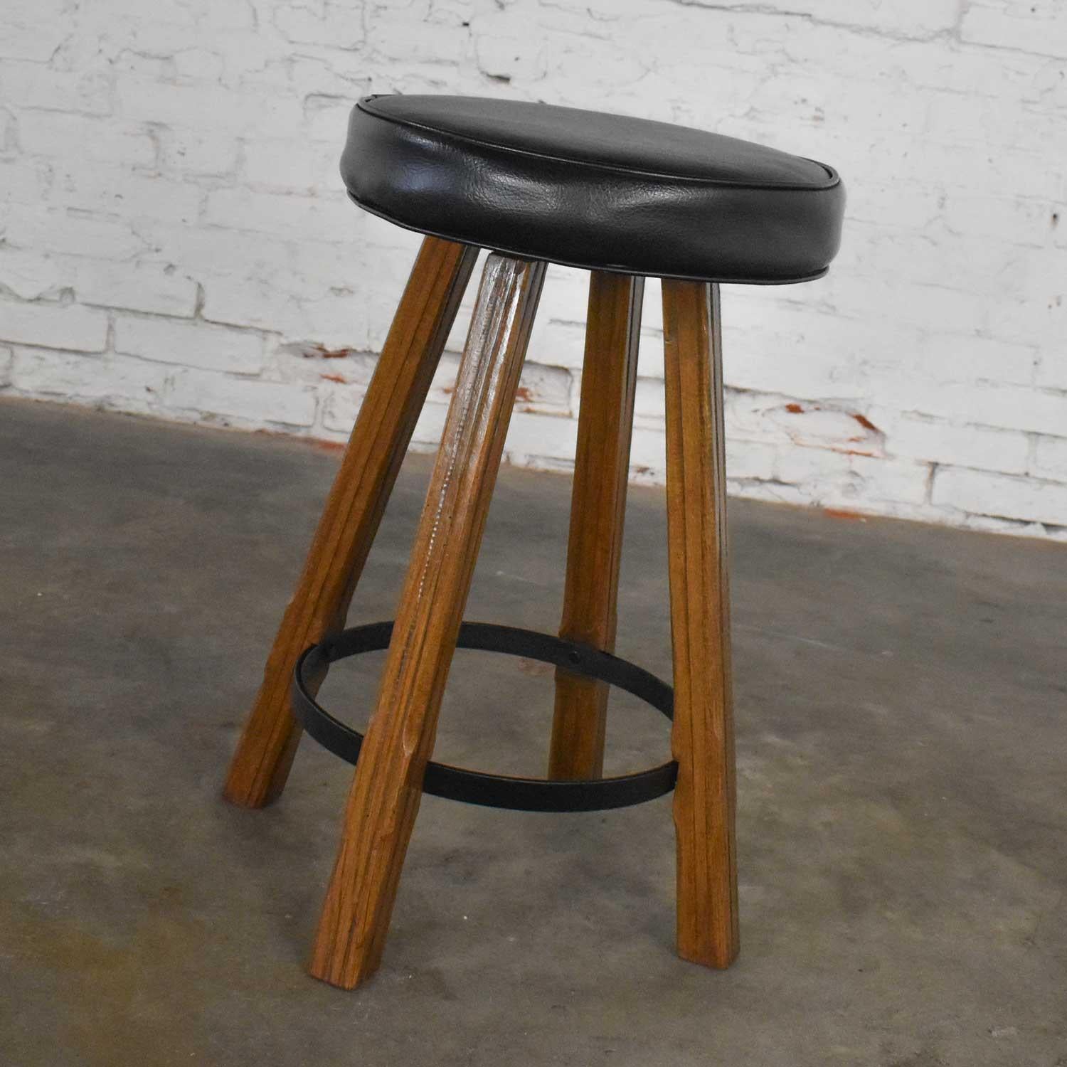 very dark brown stool almost black