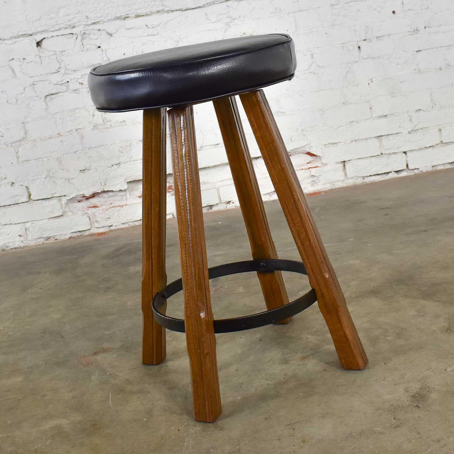 American Brandt Ranch Oak Bar Stool Acorn Brown Finish & Black-Brown Faux Leather Seat For Sale