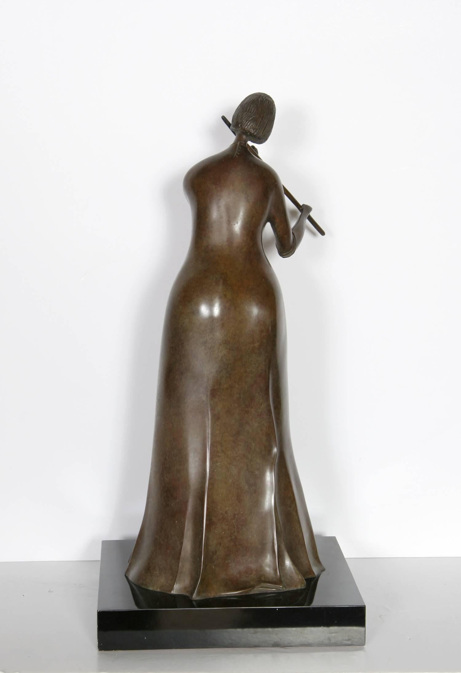 El Flautista, escultura moderna de bronce de Branko Bahunek en venta 2