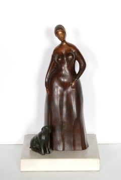 Frau mit Hund, Bronzeskulptur auf Tischplatte von Branko Bahunek