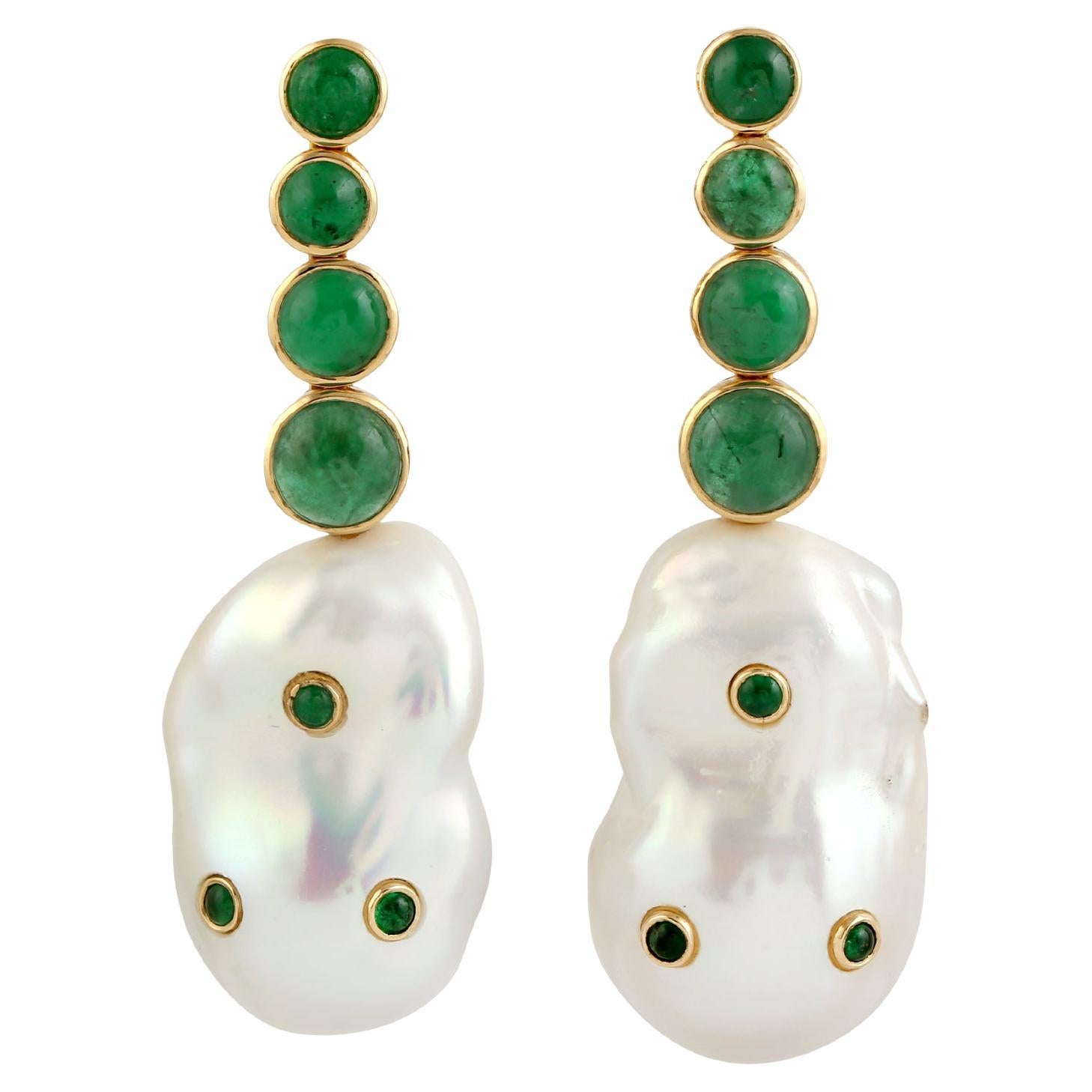 Braoque Pearl Dangle Earrings With Round Emerald made In 18k Yellow Gold