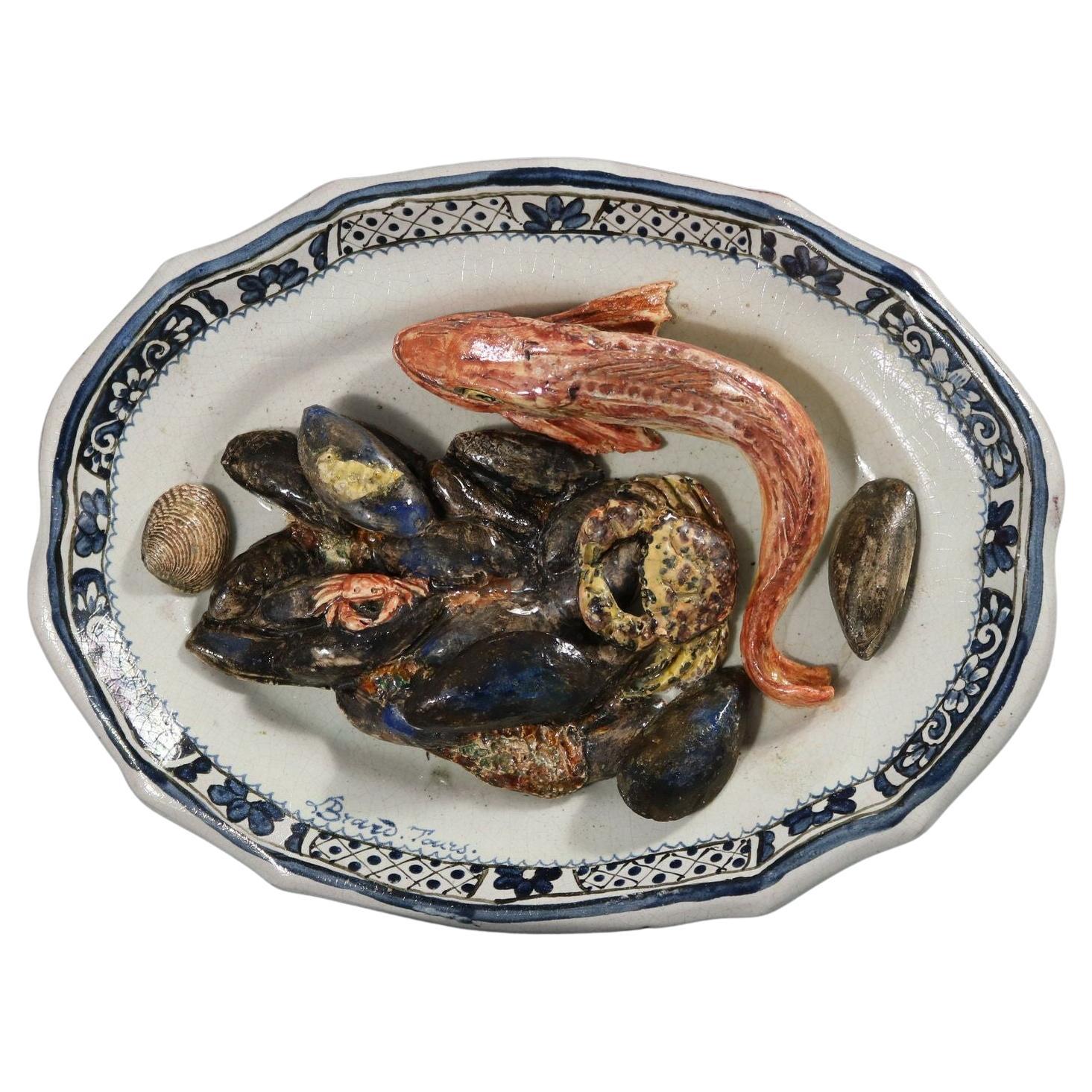 Piatto in maiolica Brard French Palissy con pesci e granchi