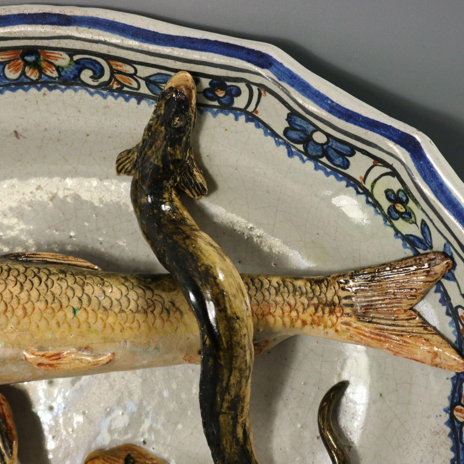 Brard French Palissy Majolica Wall Platter with Fish In Good Condition In Chelmsford, Essex